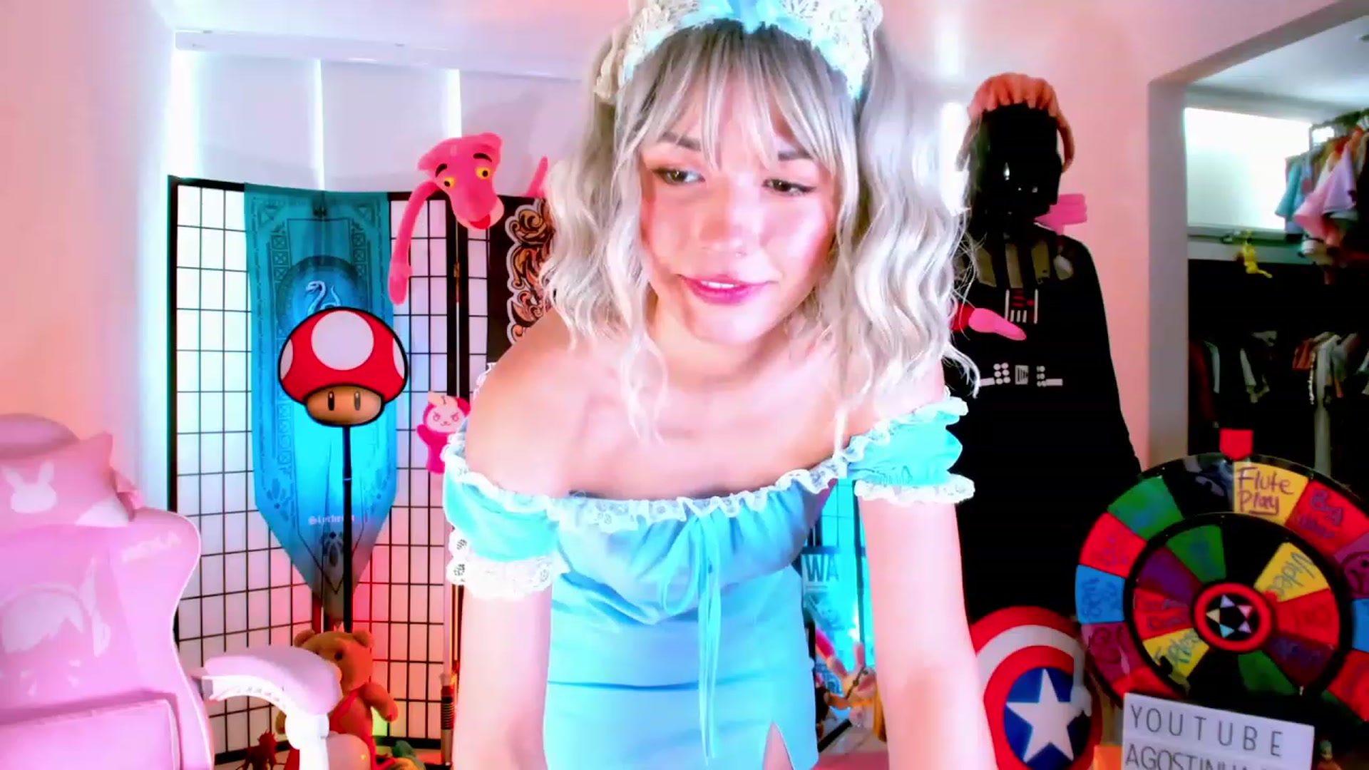 Gallery image thumbnail from Agostinha_Red's myfreecams stream on, 01/27/2023, 16:27 image 18 of 20