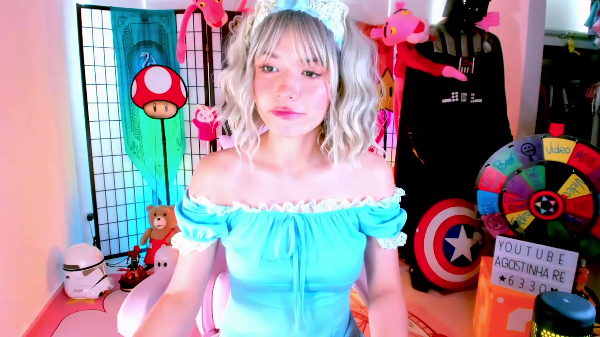 Gallery image thumbnail from Agostinha_Red's myfreecams stream on, 01/27/2023, 16:27 image 8 of 20
