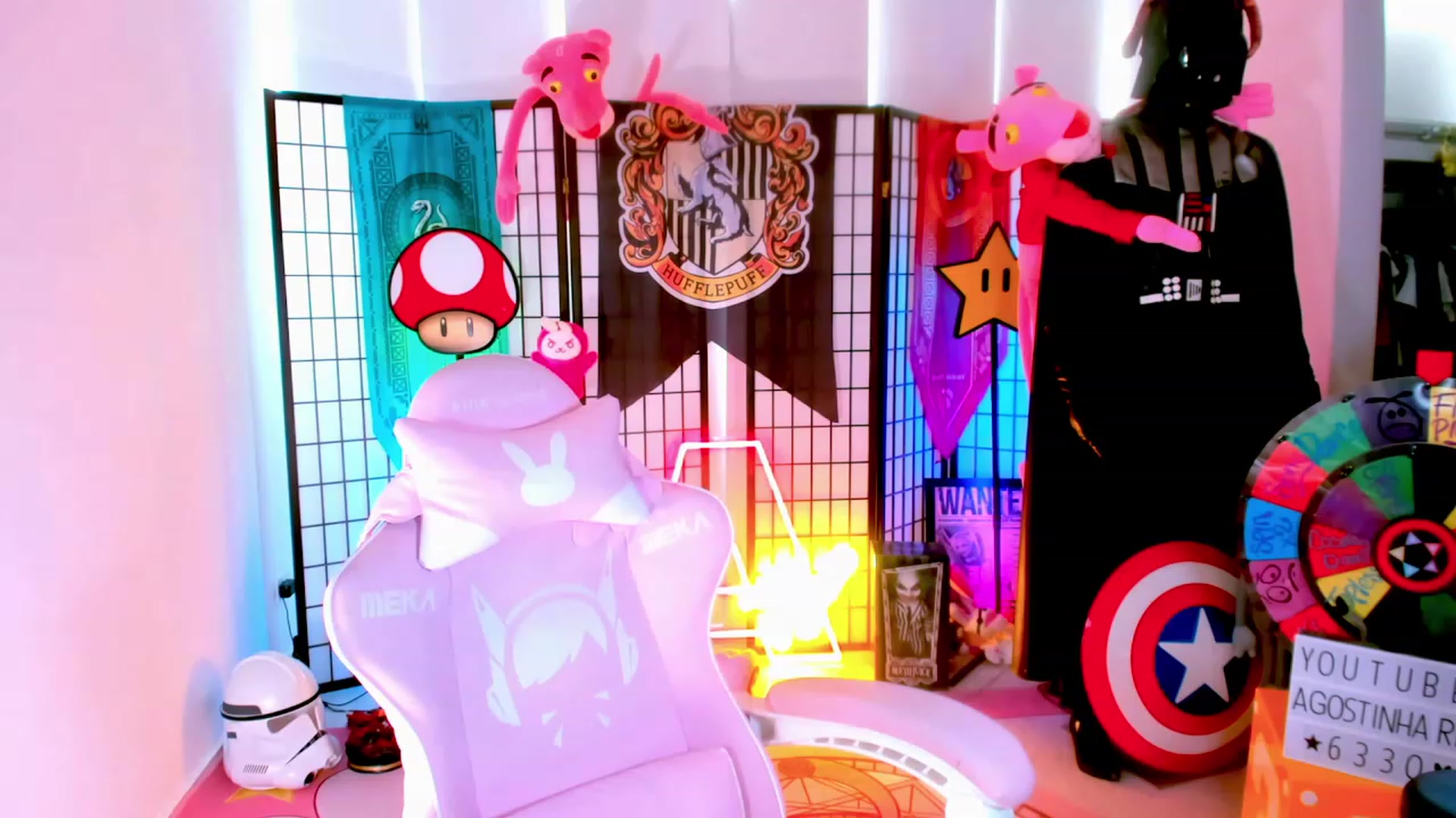 Gallery image thumbnail from Agostinha_Red's myfreecams stream on, 01/28/2023, 17:40 image 13 of 20
