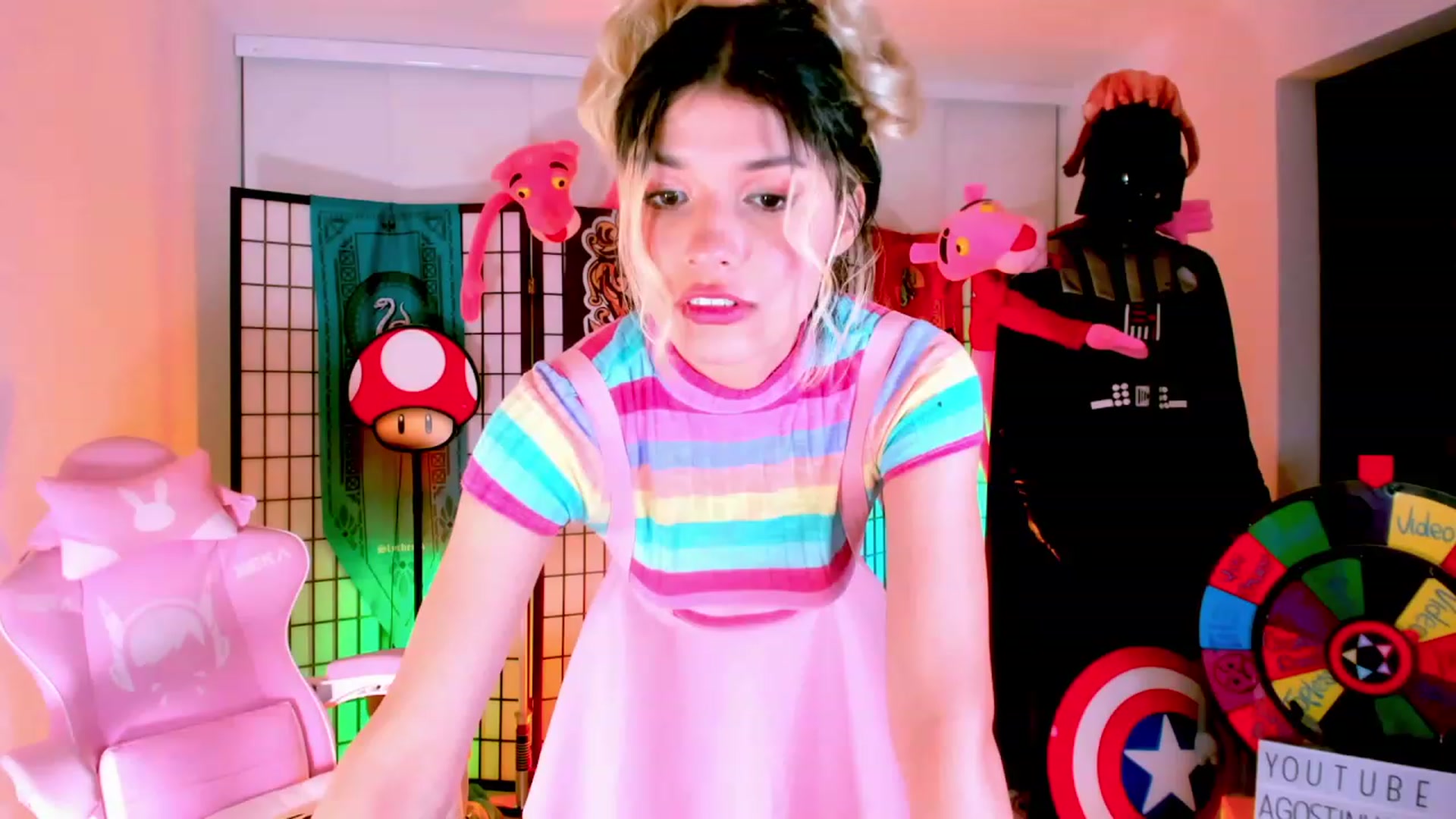 Gallery image thumbnail from Agostinha_Red's myfreecams stream on, 01/29/2023, 24:02 image 5 of 20