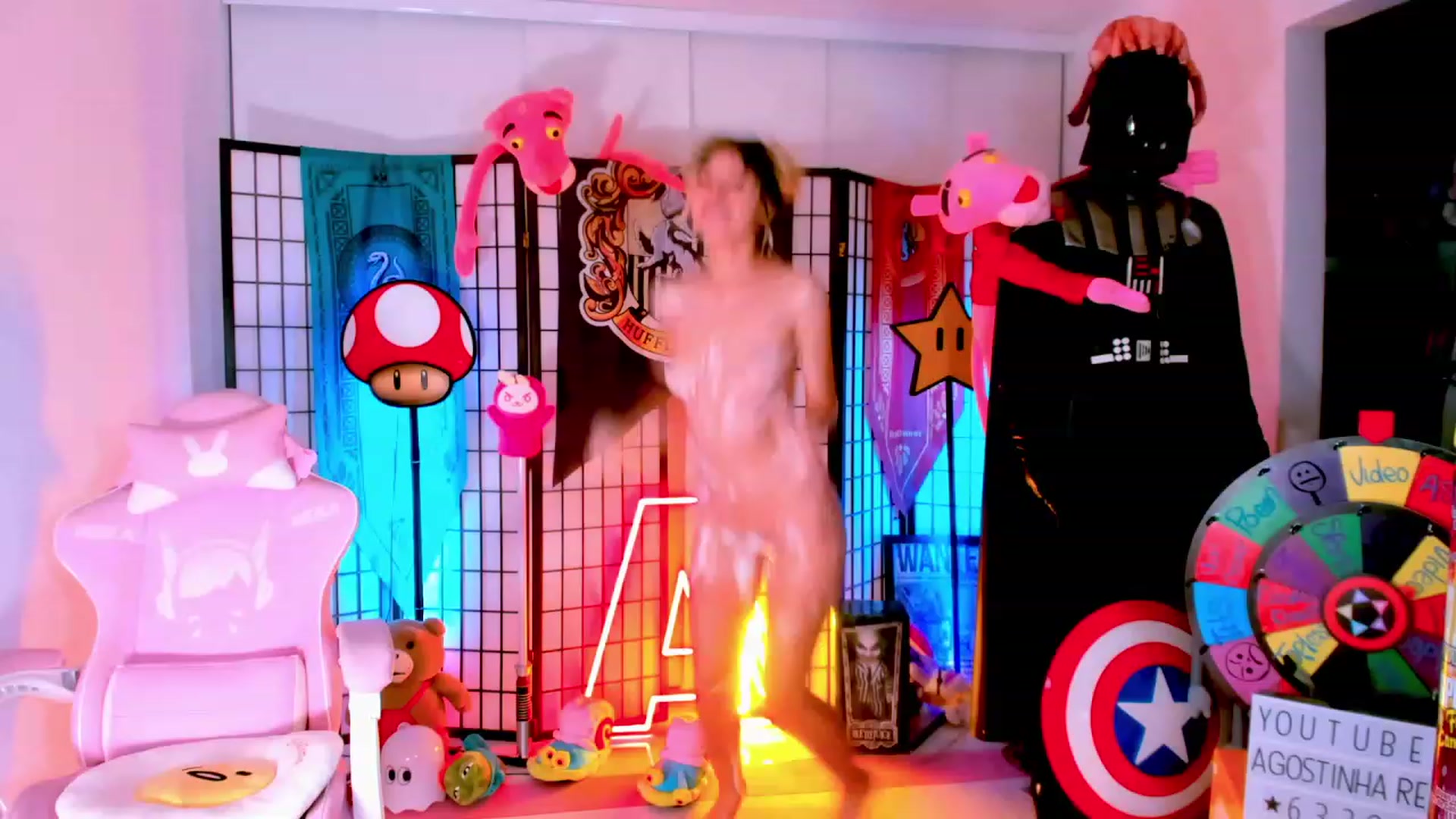 Gallery image thumbnail from Agostinha_Red's myfreecams stream on, 01/29/2023, 24:51 image 19 of 20