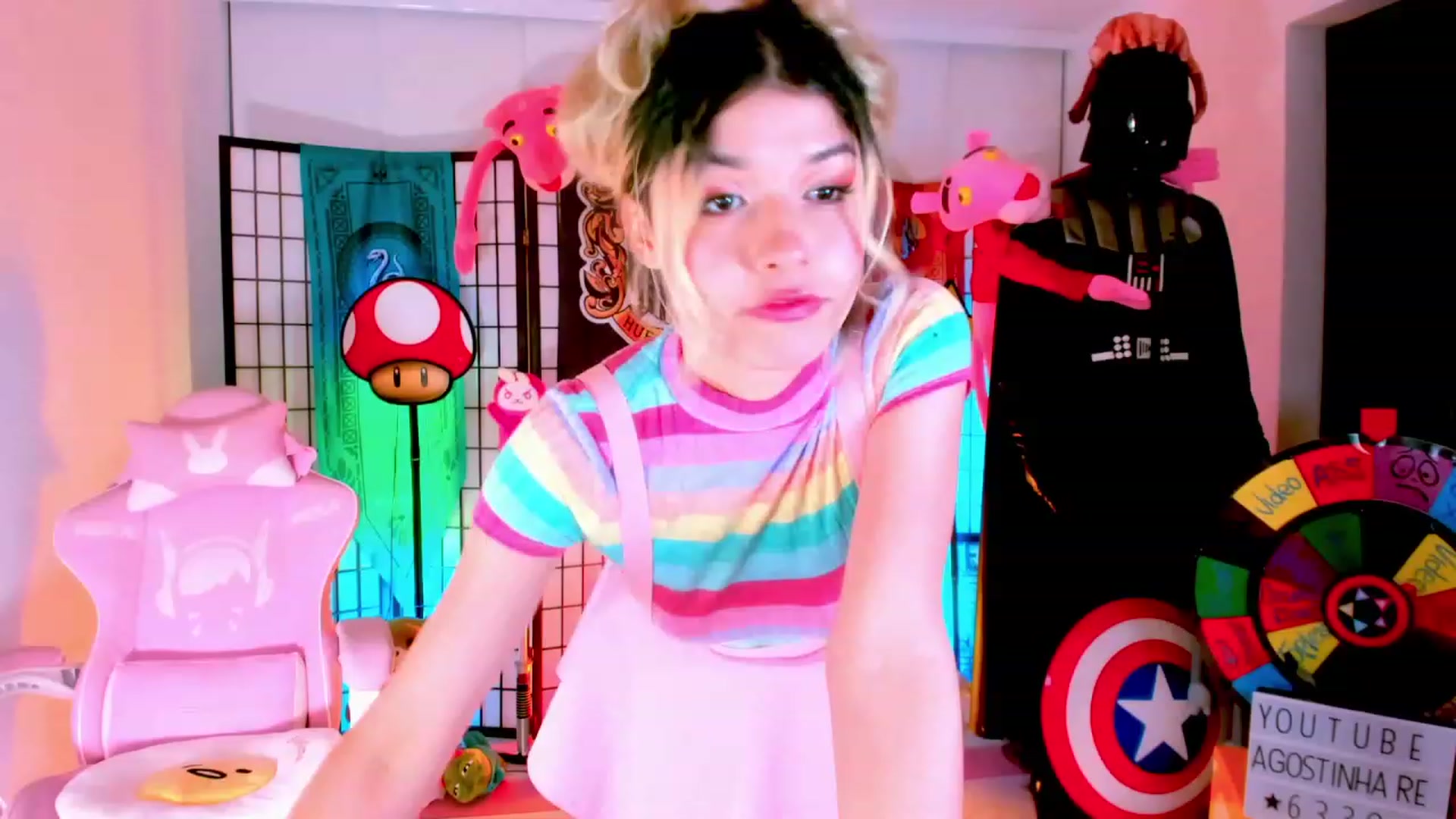 Gallery image thumbnail from Agostinha_Red's myfreecams stream on, 01/29/2023, 24:51 image 10 of 20