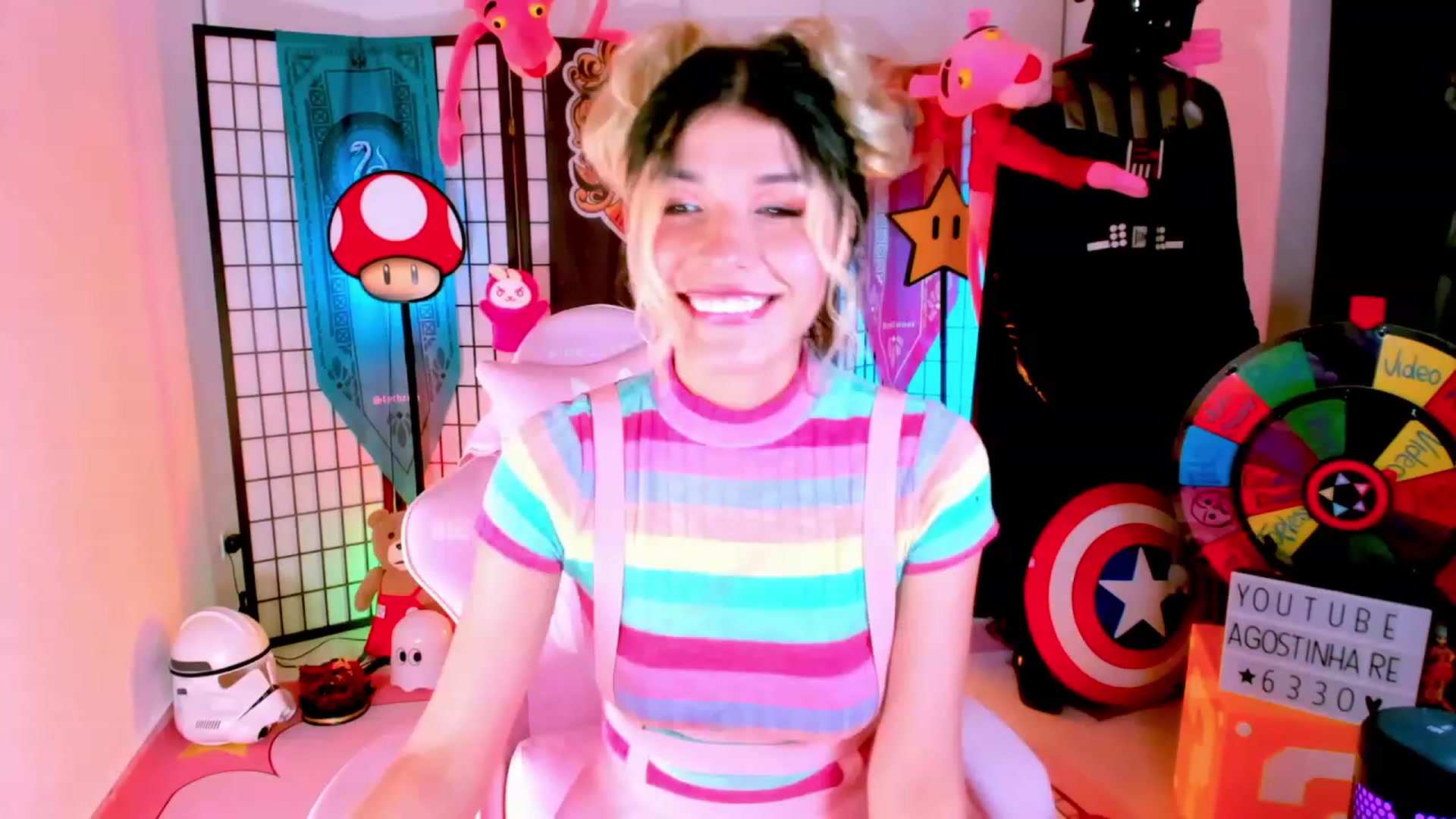 Gallery image thumbnail from Agostinha_Red's myfreecams stream on, 01/29/2023, 24:51 image 7 of 20