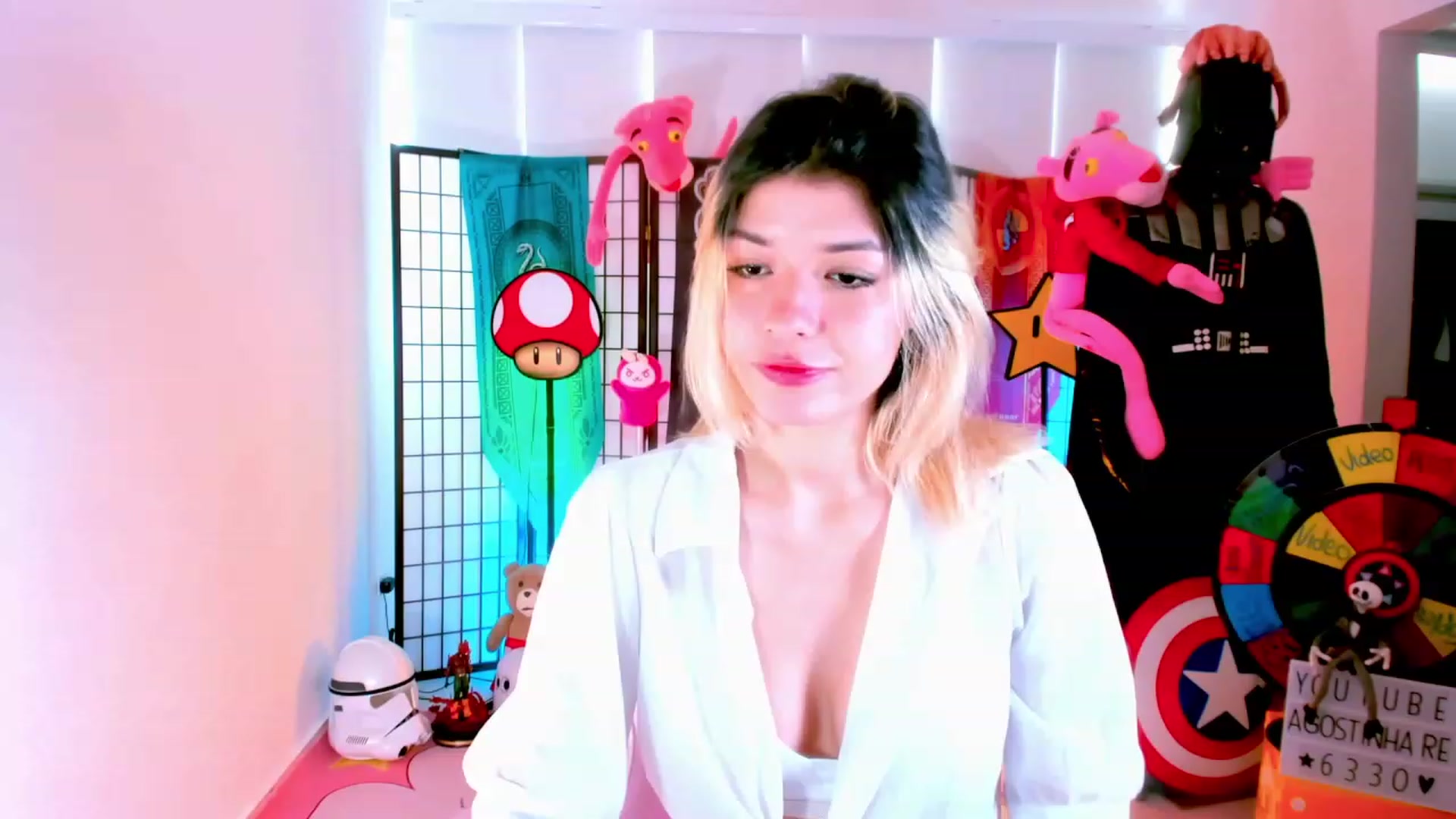 Gallery image thumbnail from Agostinha_Red's myfreecams stream on, 01/30/2023, 15:24 image 5 of 20