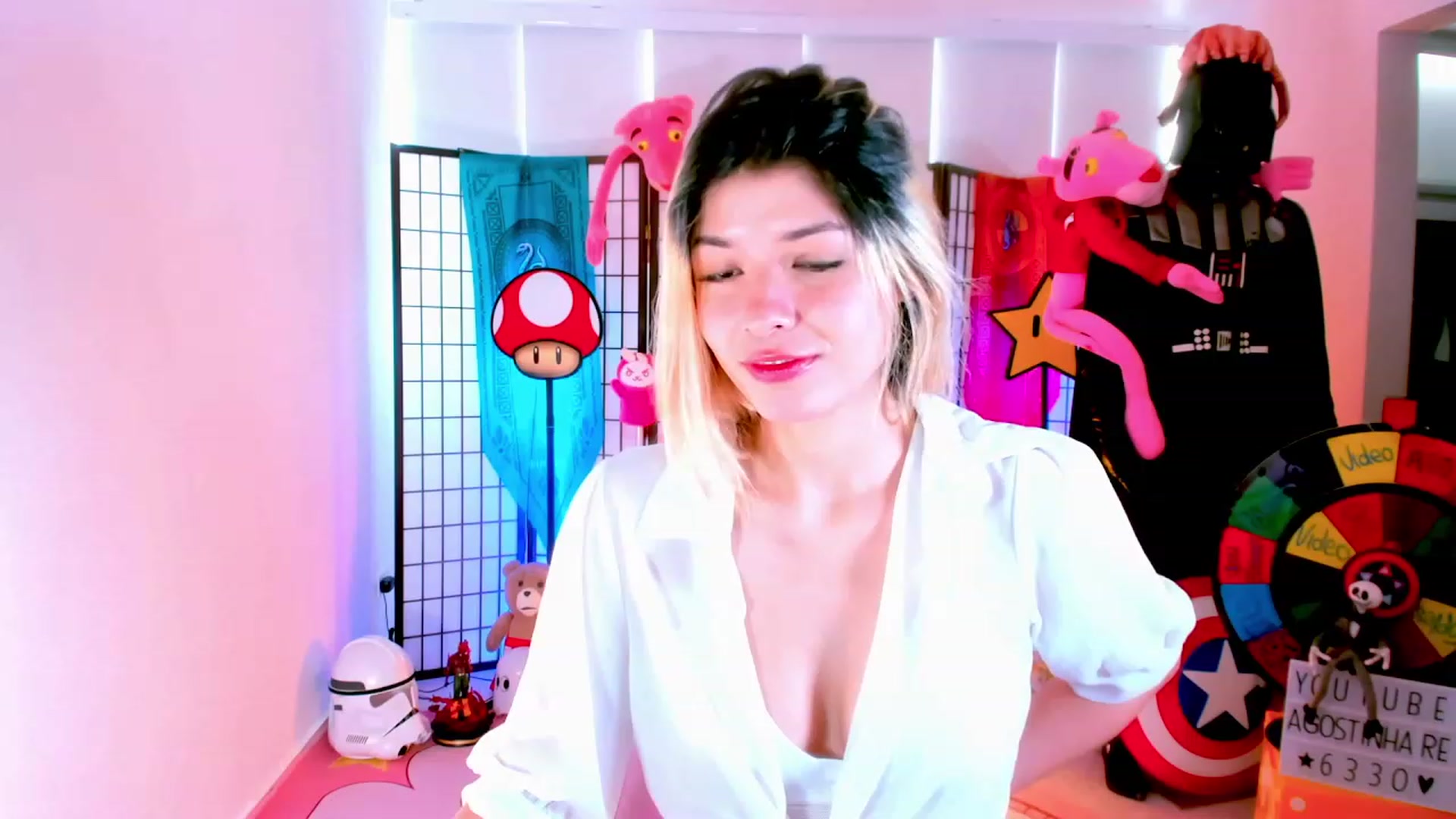 Gallery image thumbnail from Agostinha_Red's myfreecams stream on, 01/30/2023, 15:24 image 2 of 20