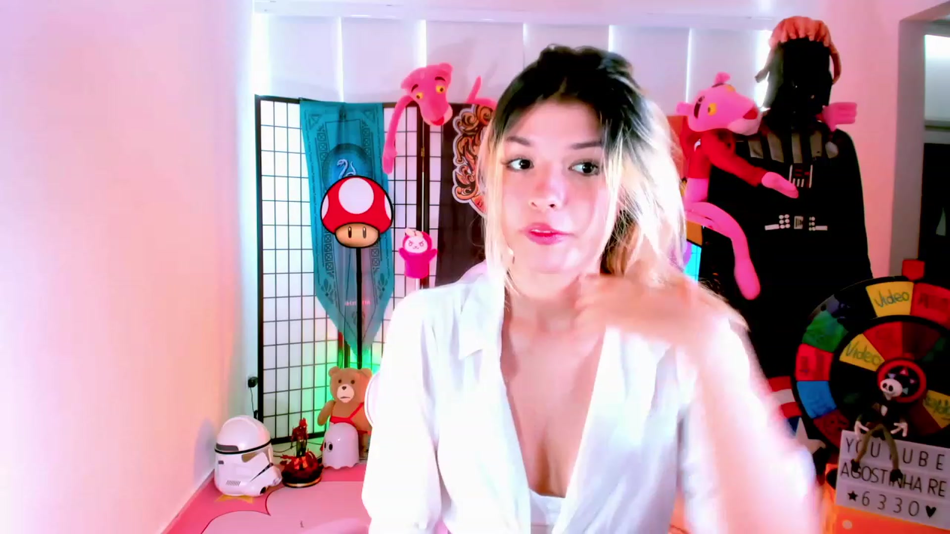 Gallery image thumbnail from Agostinha_Red's myfreecams stream on, 01/30/2023, 15:24 image 13 of 20