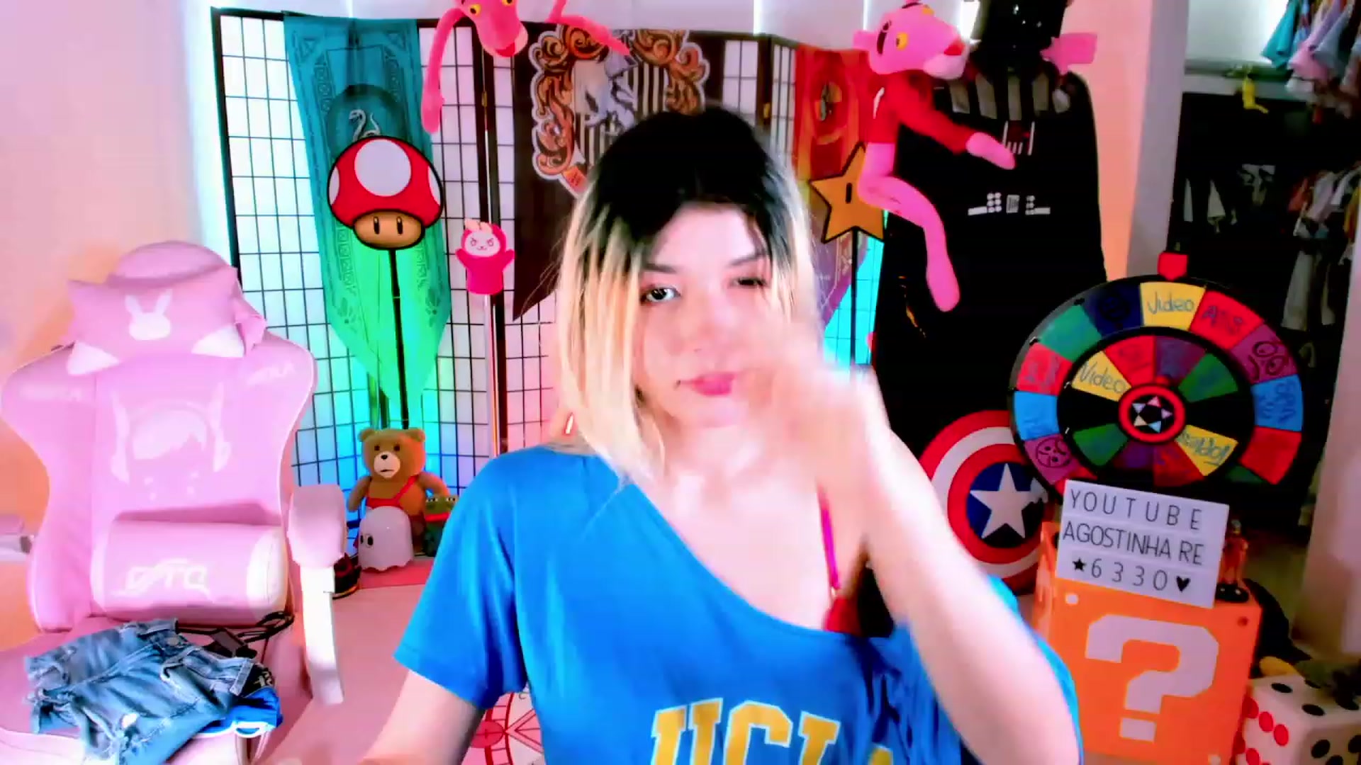 Gallery image thumbnail from Agostinha_Red's myfreecams stream on, 01/31/2023, 15:16 image 11 of 20