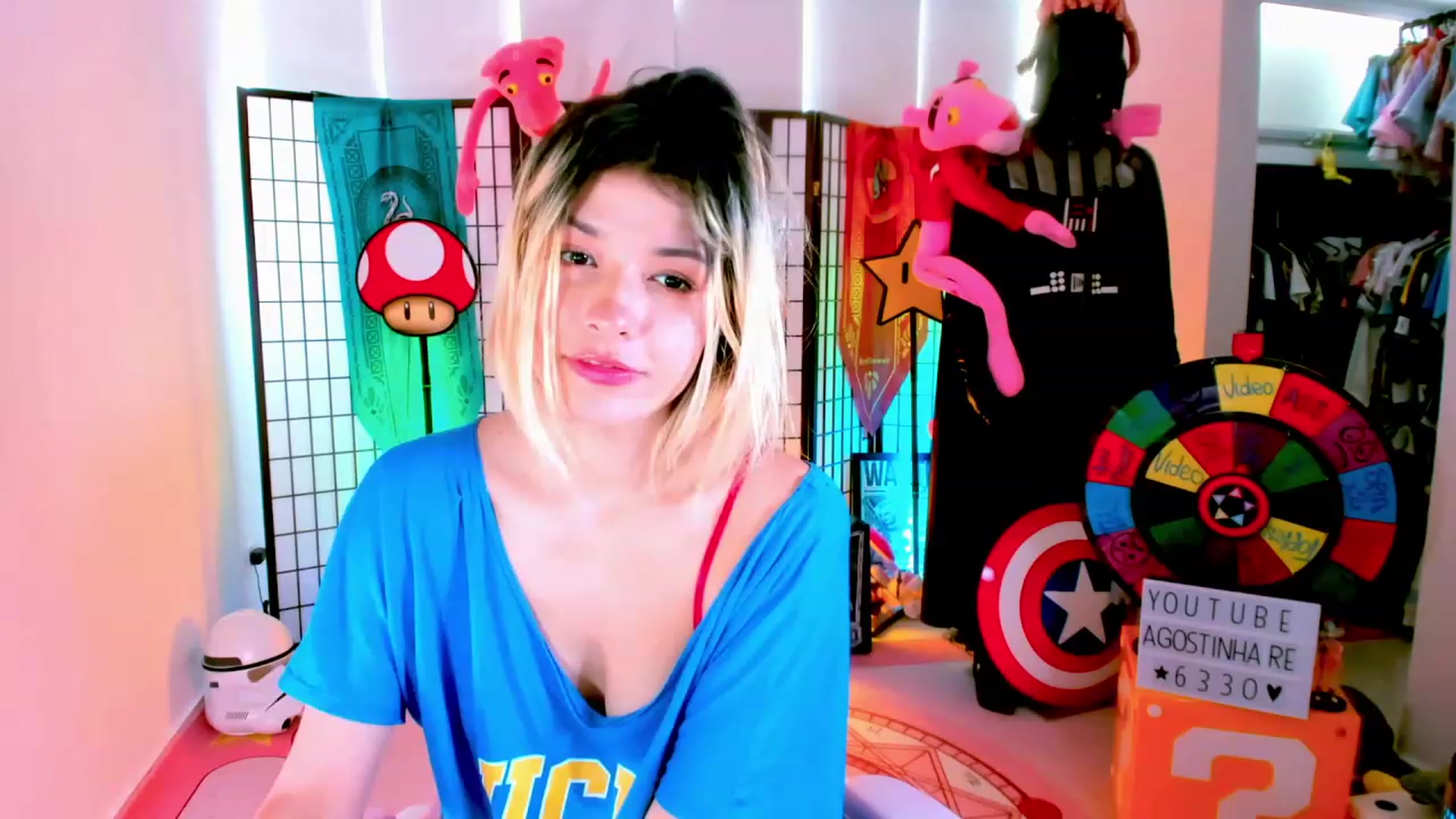 Gallery image thumbnail from Agostinha_Red's myfreecams stream on, 01/31/2023, 16:59 image 8 of 20
