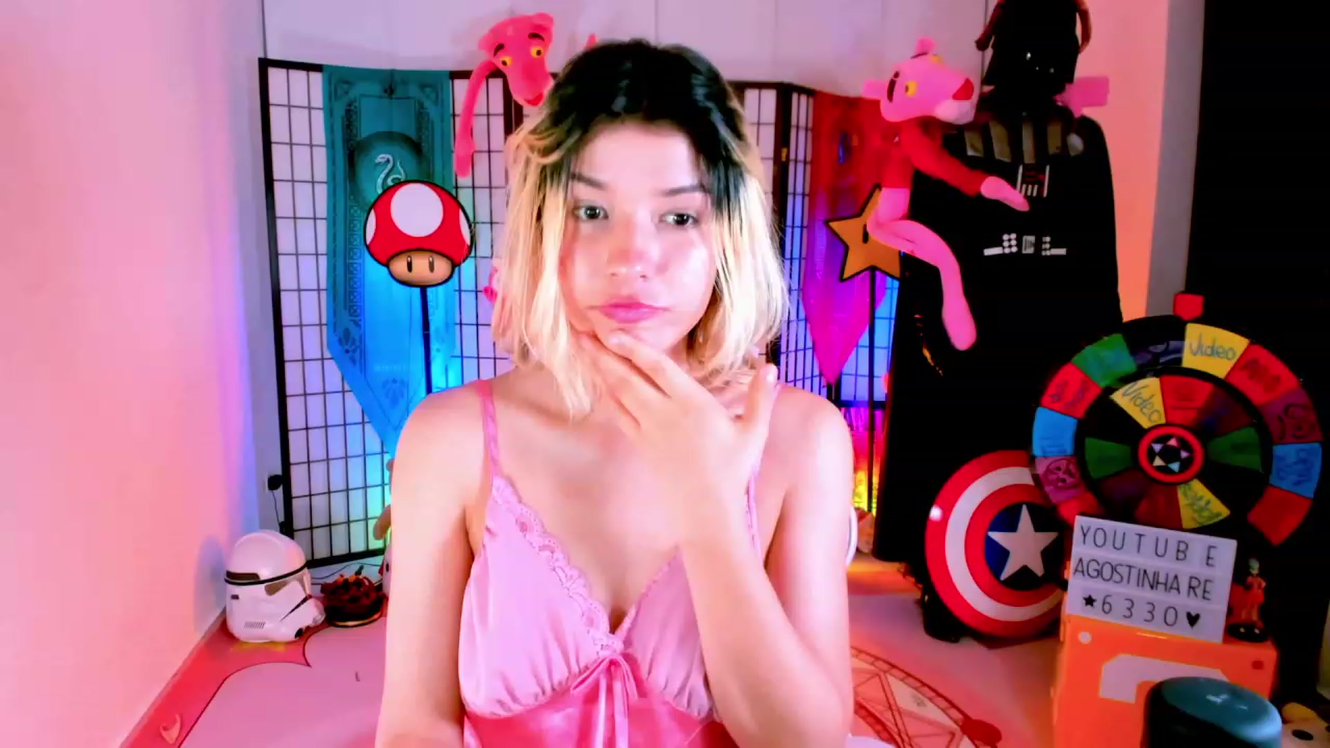 Gallery image thumbnail from Agostinha_Red's myfreecams stream on, 02/02/2023, 01:31 image 18 of 20