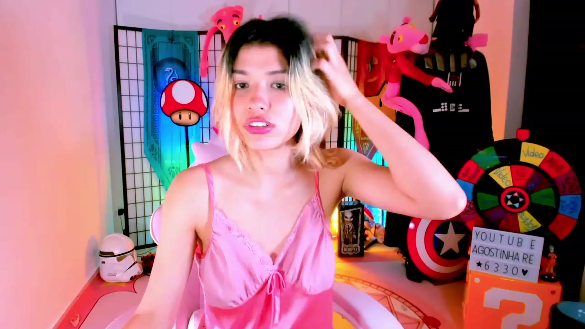 Gallery image thumbnail from Agostinha_Red's myfreecams stream on, 02/02/2023, 01:31 image 14 of 20