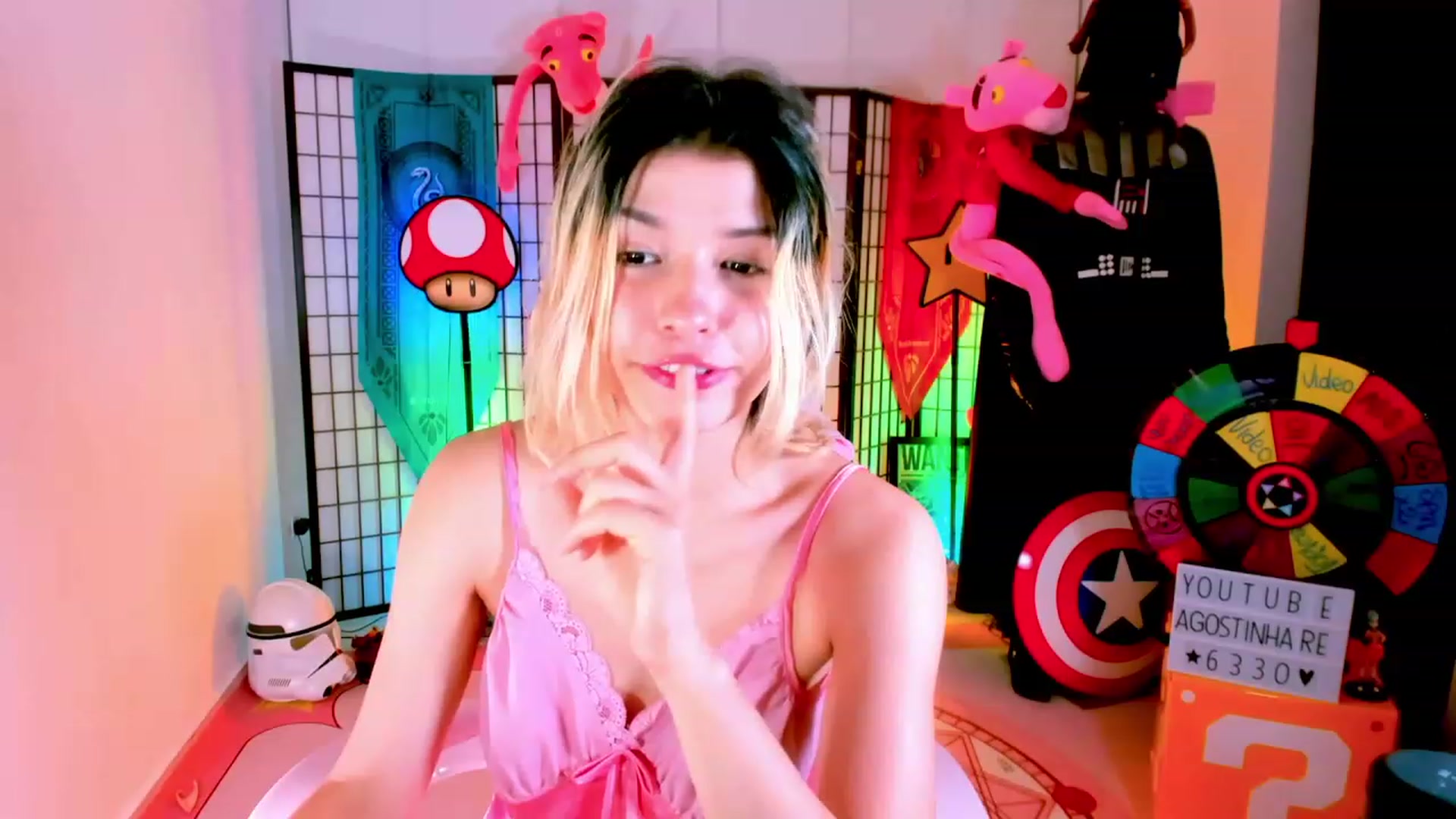 Gallery image thumbnail from Agostinha_Red's myfreecams stream on, 02/02/2023, 01:31 image 5 of 20