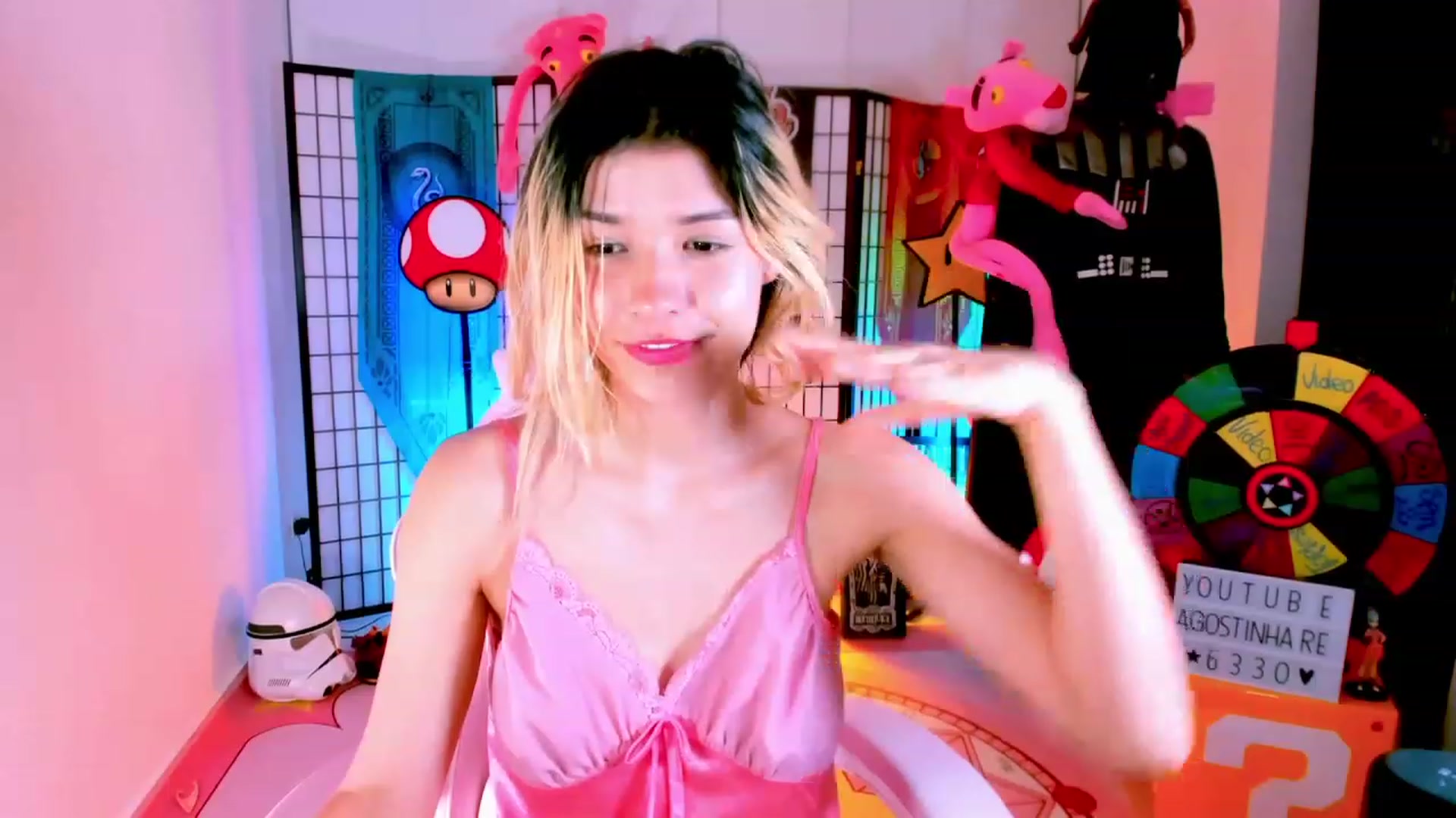 Gallery image thumbnail from Agostinha_Red's myfreecams stream on, 02/02/2023, 01:31 image 8 of 20