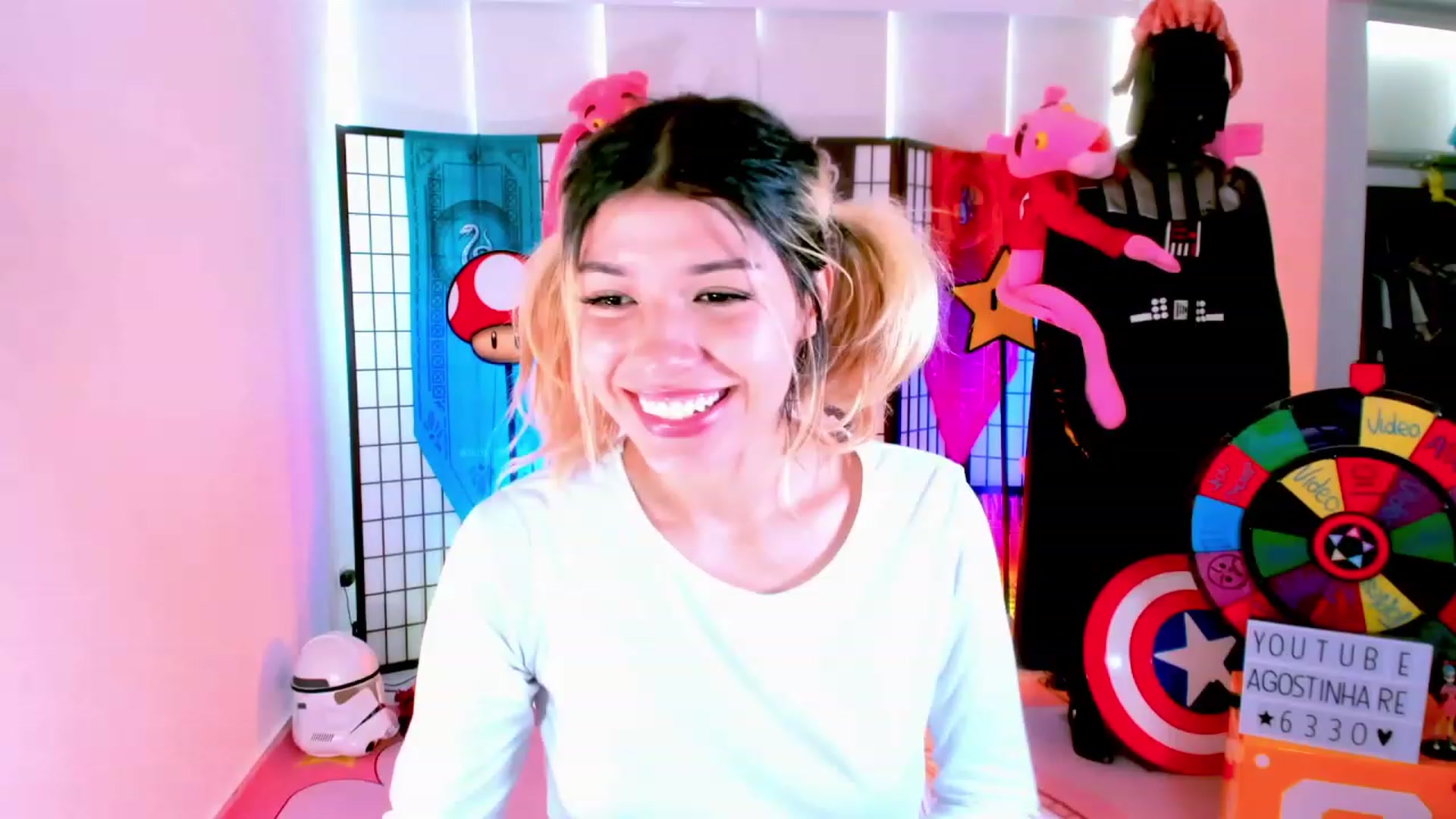 Gallery image thumbnail from Agostinha_Red's myfreecams stream on, 02/02/2023, 15:36 image 14 of 20