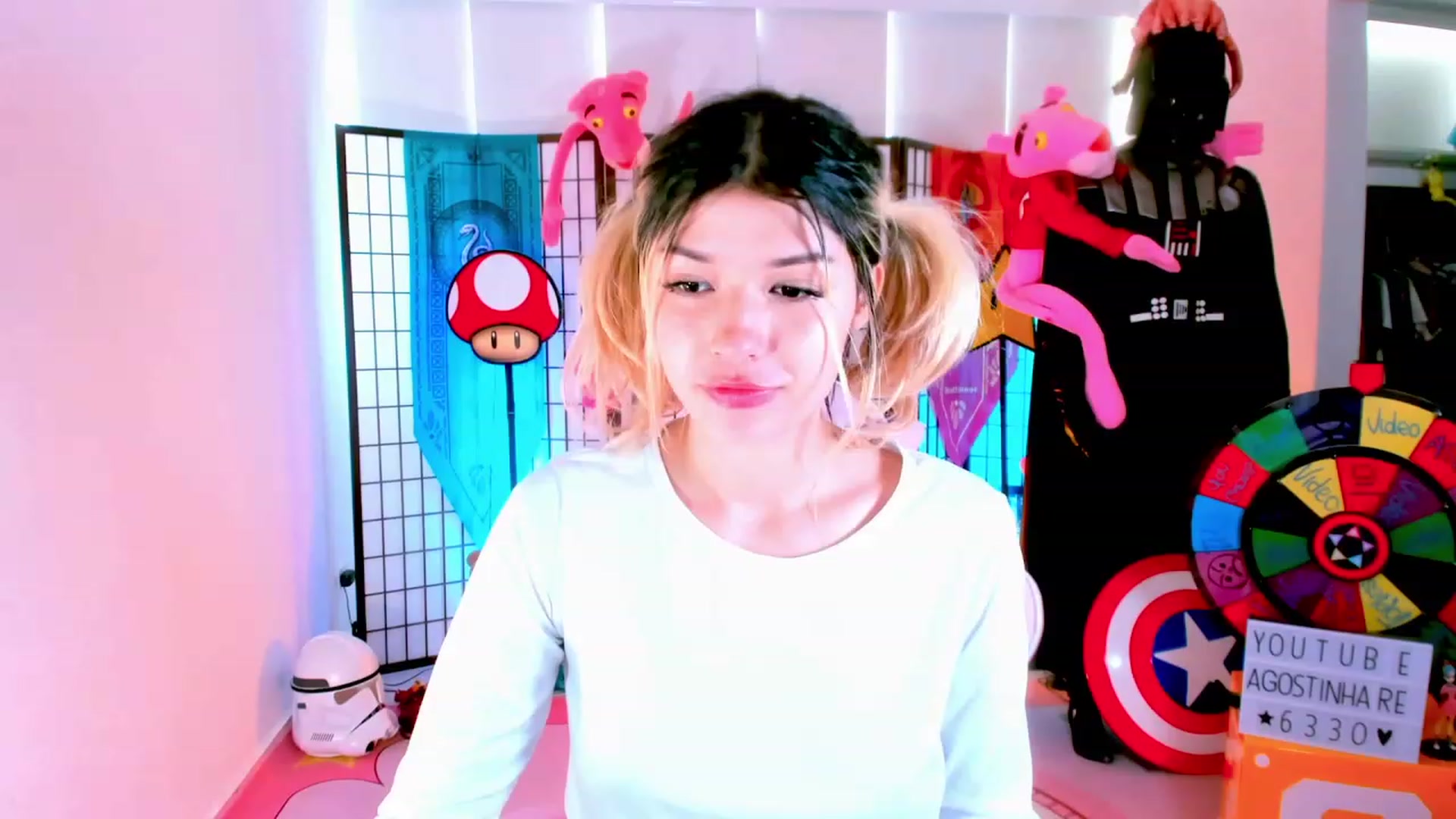 Gallery image thumbnail from Agostinha_Red's myfreecams stream on, 02/02/2023, 15:36 image 16 of 20