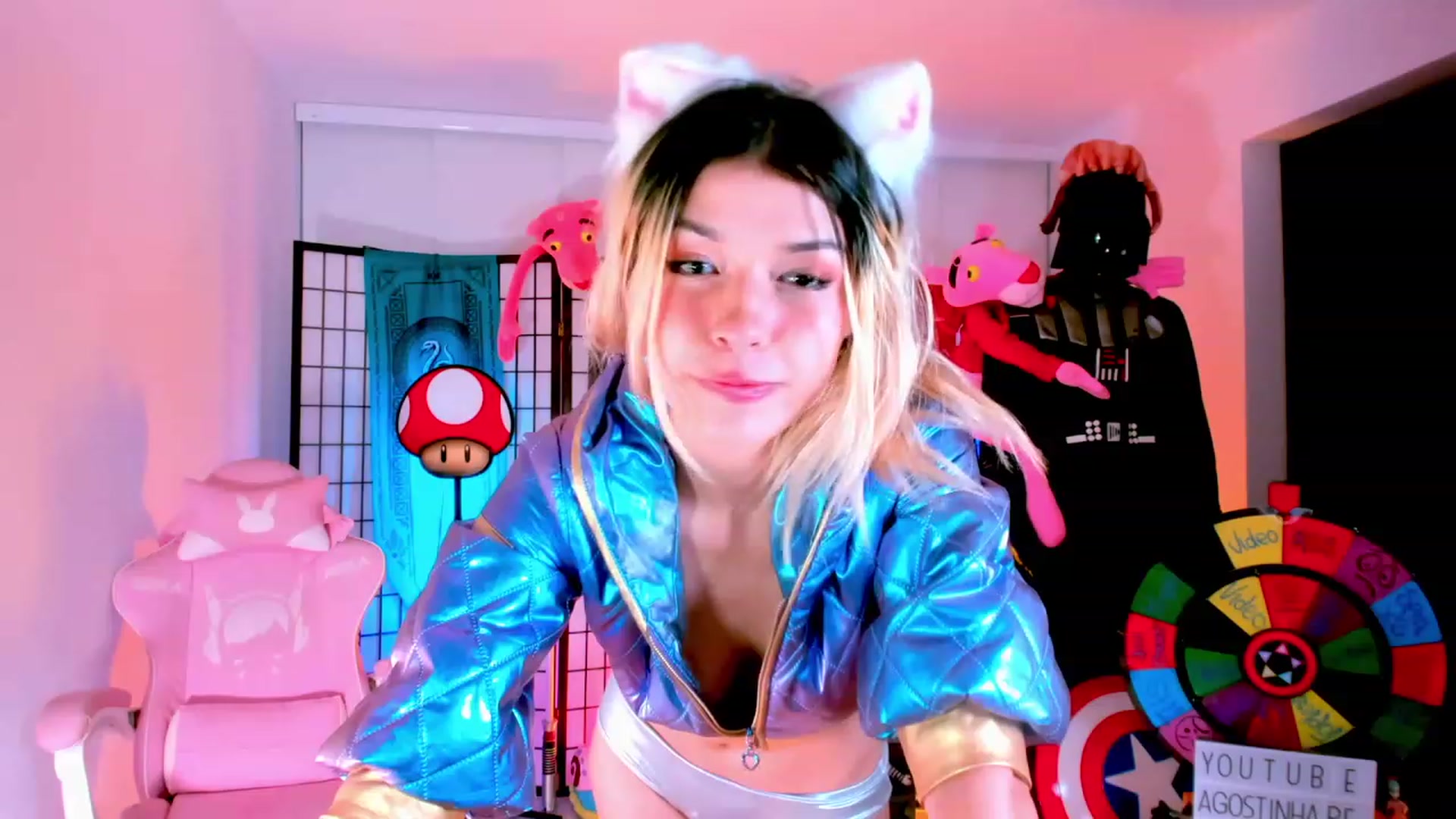 Gallery image thumbnail from Agostinha_Red's myfreecams stream on, 02/05/2023, 24:05 image 6 of 20