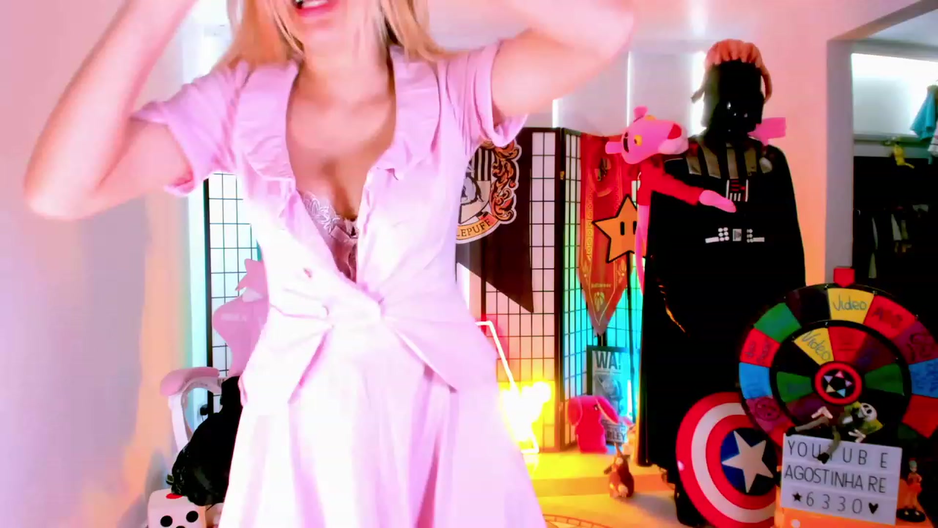 Gallery image thumbnail from Agostinha_Red's myfreecams stream on, 02/10/2023, 16:35 image 7 of 20