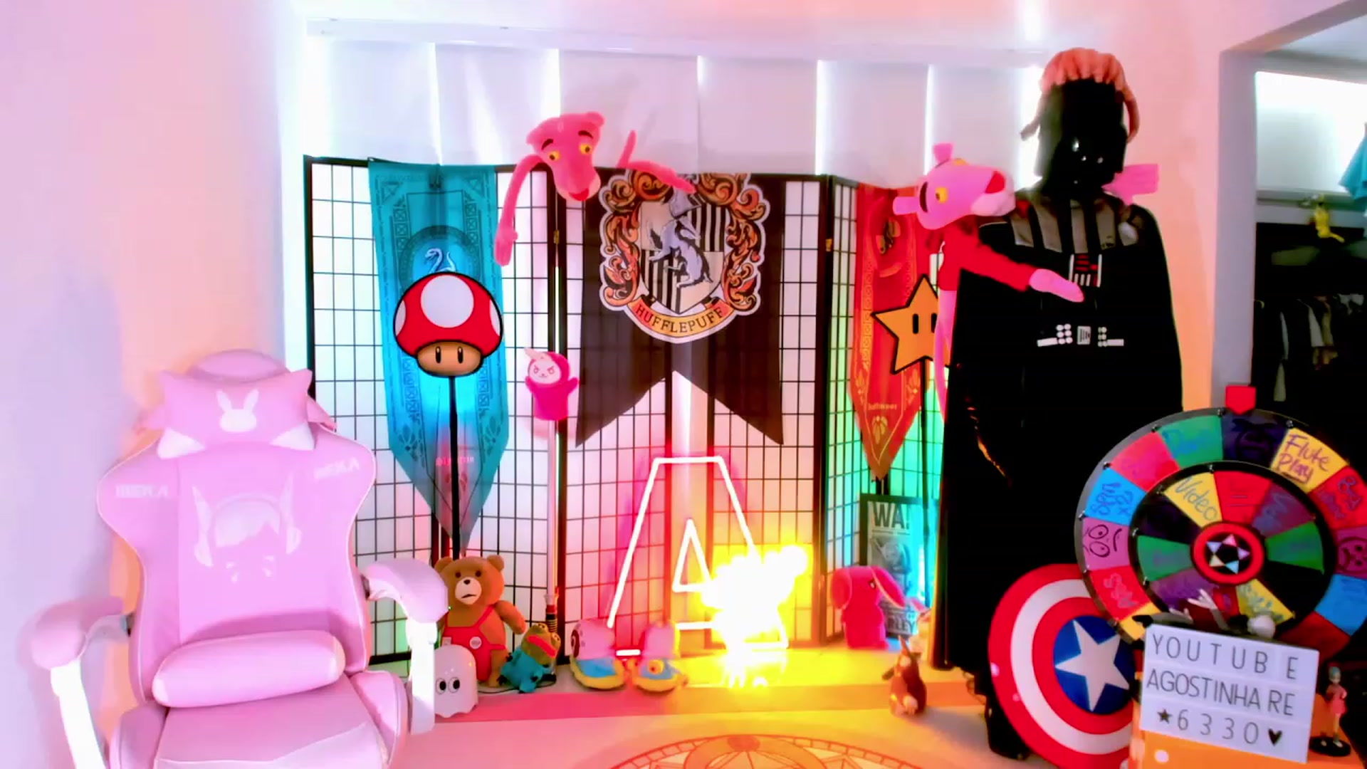 Gallery image thumbnail from Agostinha_Red's myfreecams stream on, 02/10/2023, 16:35 image 15 of 20