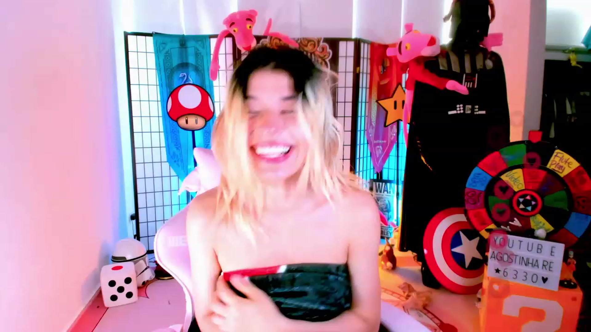 Gallery image thumbnail from Agostinha_Red's myfreecams stream on, 02/10/2023, 16:35 image 10 of 20