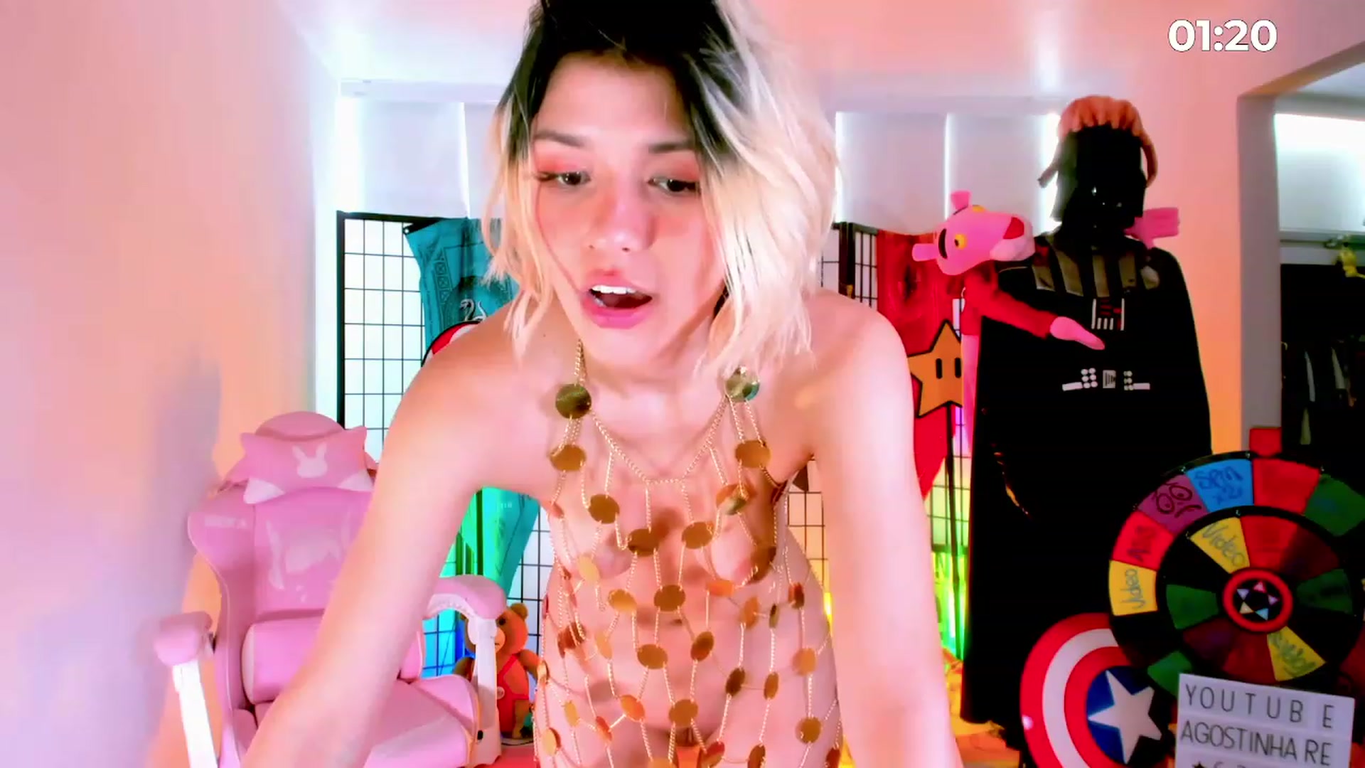 Gallery image thumbnail from Agostinha_Red's myfreecams stream on, 02/11/2023, 17:12 image 8 of 20