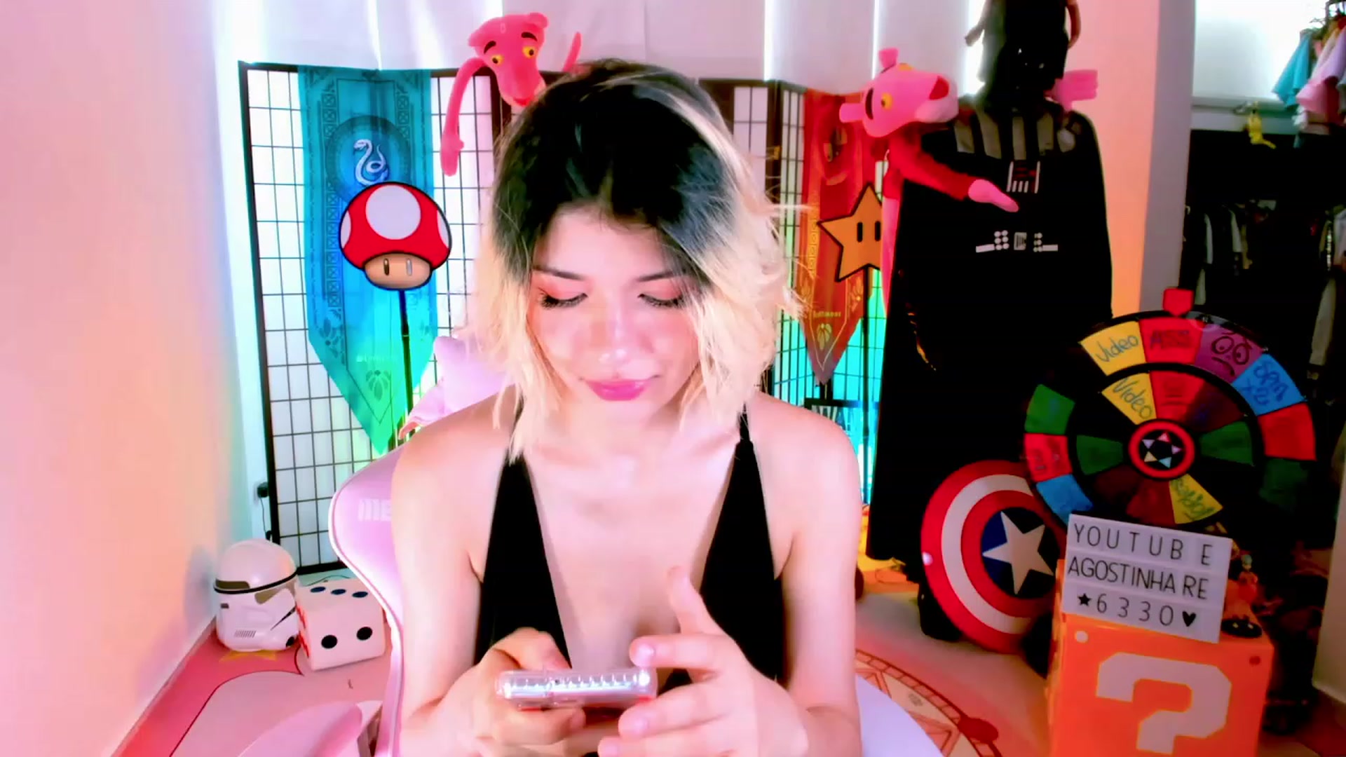 Gallery image thumbnail from Agostinha_Red's myfreecams stream on, 02/11/2023, 17:12 image 16 of 20