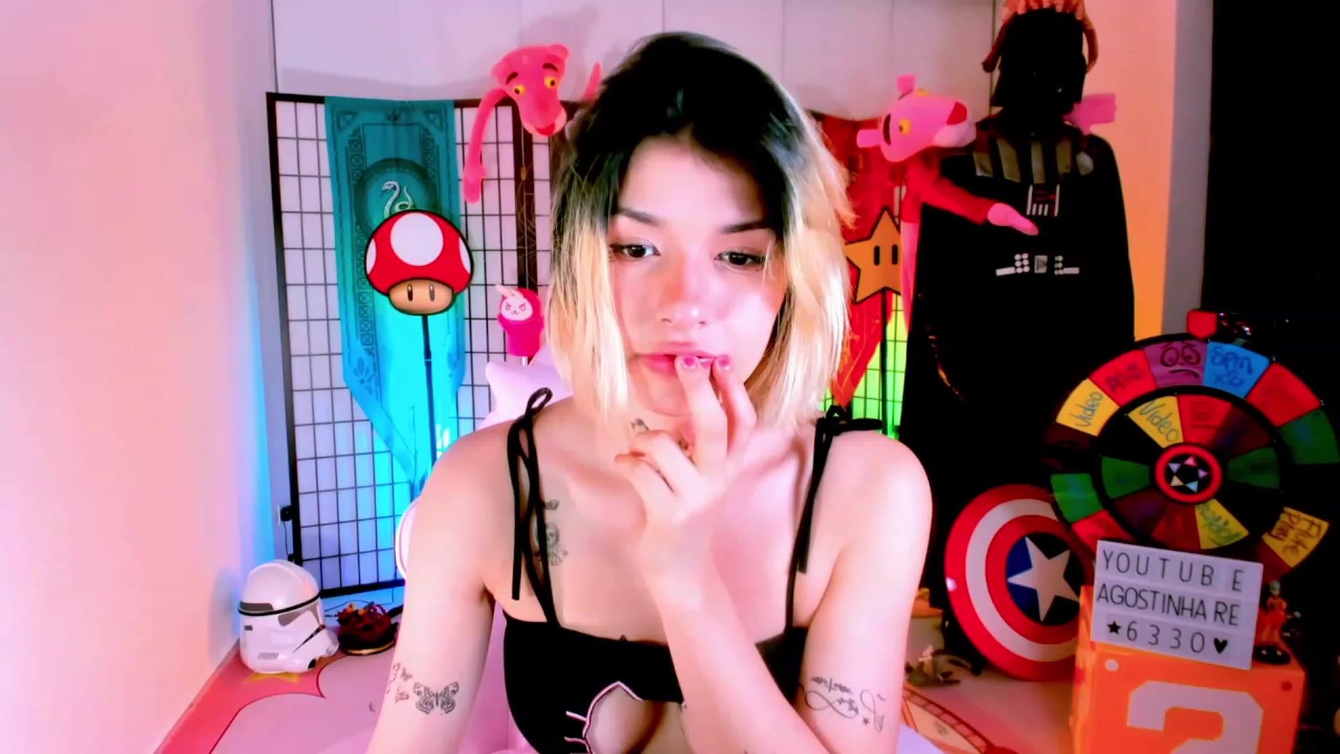 Gallery image thumbnail from Agostinha_Red's myfreecams stream on, 02/13/2023, 01:39 image 17 of 20