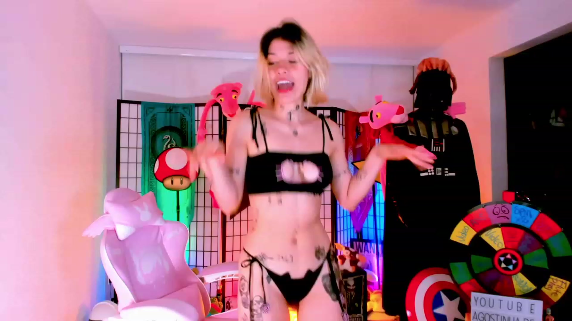 Gallery image thumbnail from Agostinha_Red's myfreecams stream on, 02/13/2023, 01:39 image 14 of 20