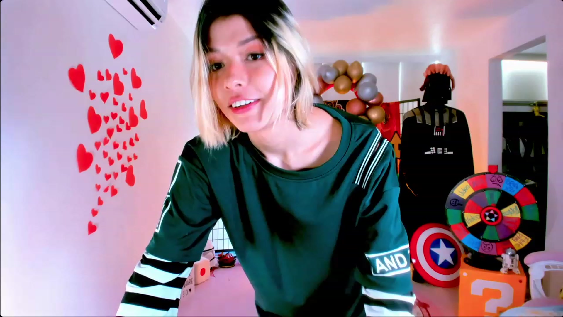 Gallery image thumbnail from Agostinha_Red's myfreecams stream on, 02/17/2023, 16:59 image 2 of 20