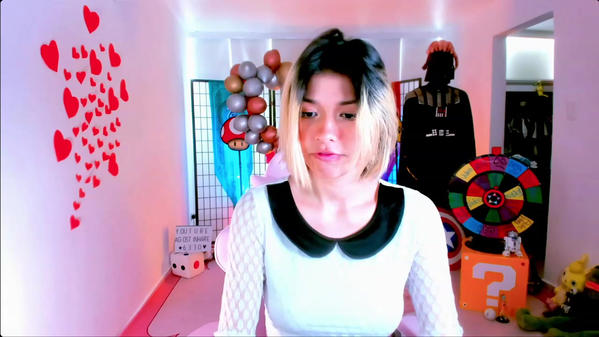 Gallery image thumbnail from Agostinha_Red's myfreecams stream on, 02/18/2023, 17:10 image 16 of 20