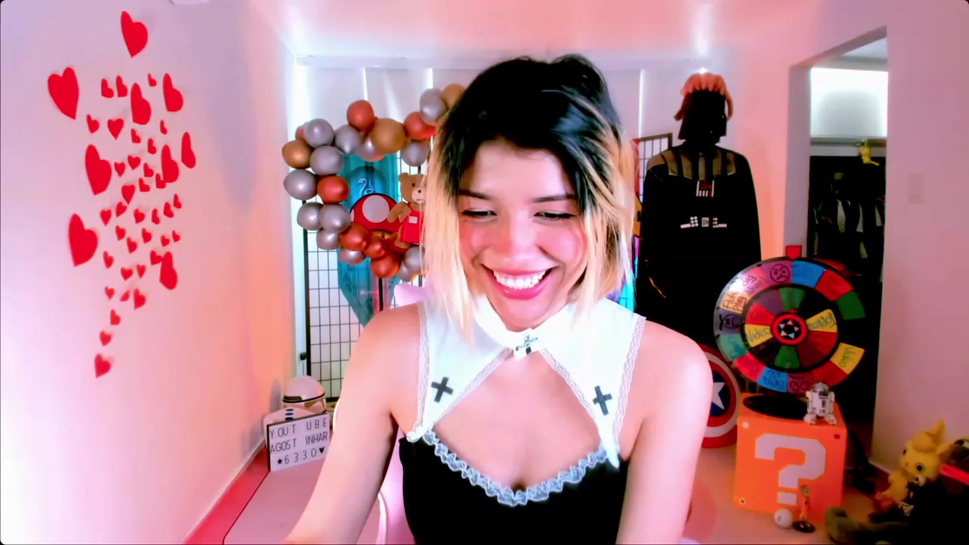 Gallery image thumbnail from Agostinha_Red's myfreecams stream on, 02/19/2023, 16:49 image 13 of 20