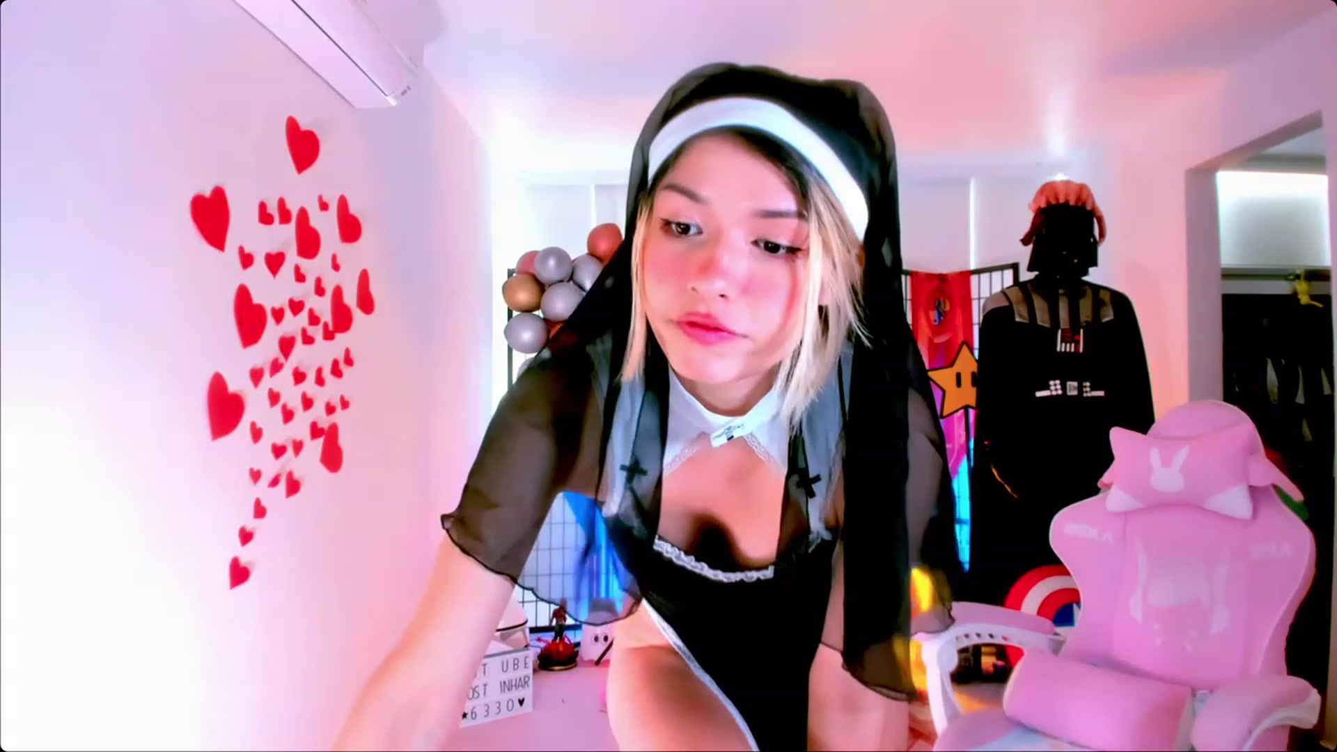 Gallery image thumbnail from Agostinha_Red's myfreecams stream on, 02/19/2023, 16:49 image 2 of 20