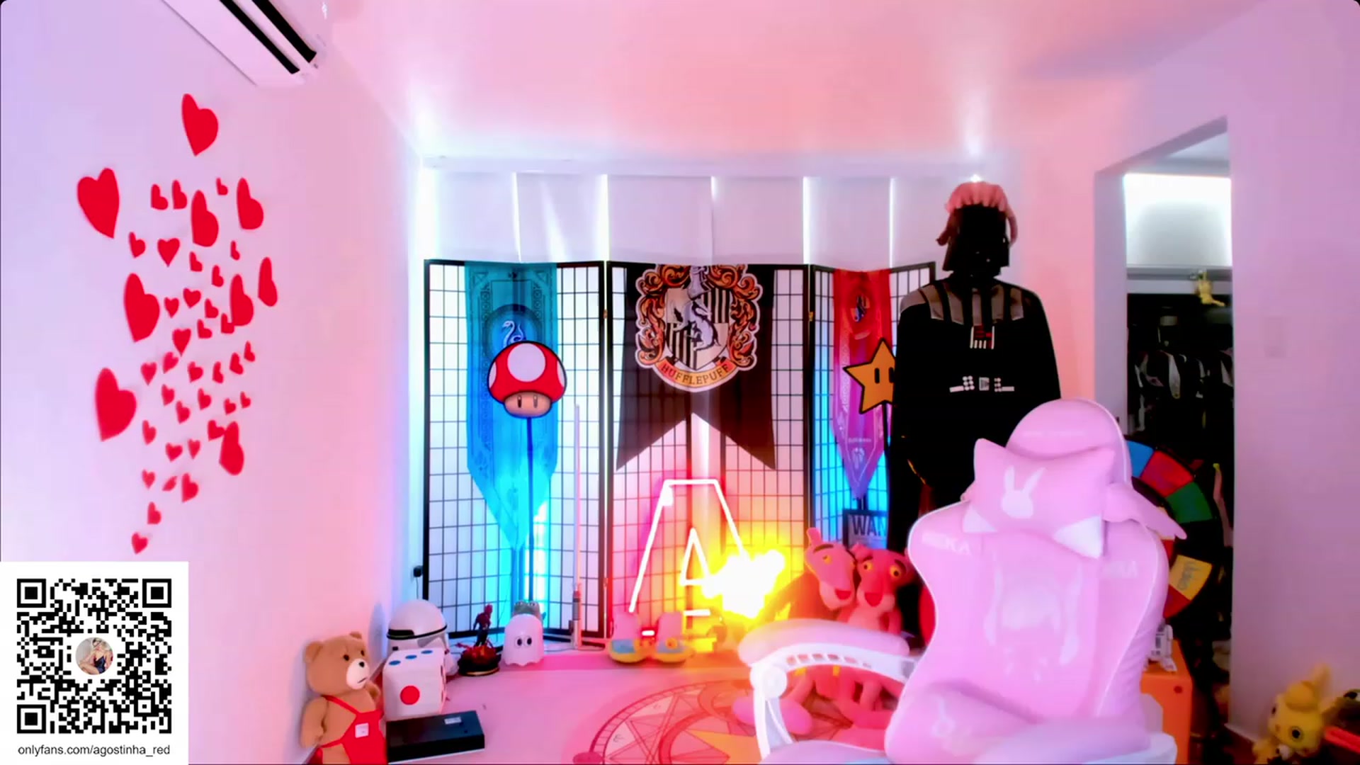 Gallery image thumbnail from Agostinha_Red's myfreecams stream on, 02/20/2023, 16:43 image 8 of 20