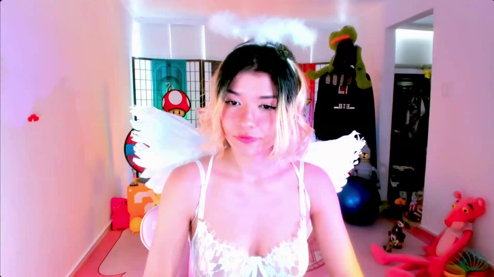 Gallery image thumbnail from Agostinha_Red's myfreecams stream on, 03/12/2023, 16:56 image 6 of 20