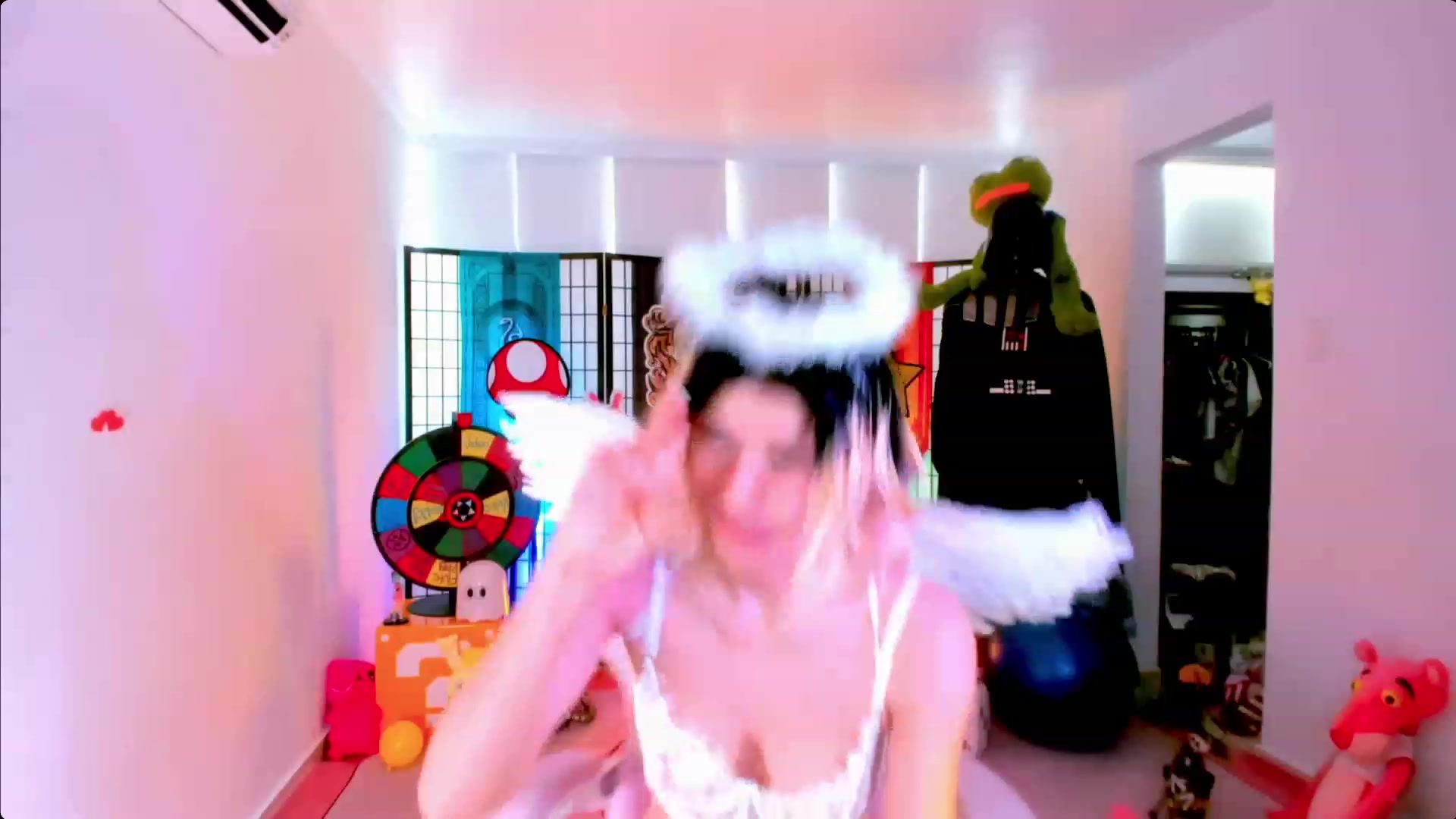Gallery image thumbnail from Agostinha_Red's myfreecams stream on, 03/12/2023, 16:56 image 17 of 20