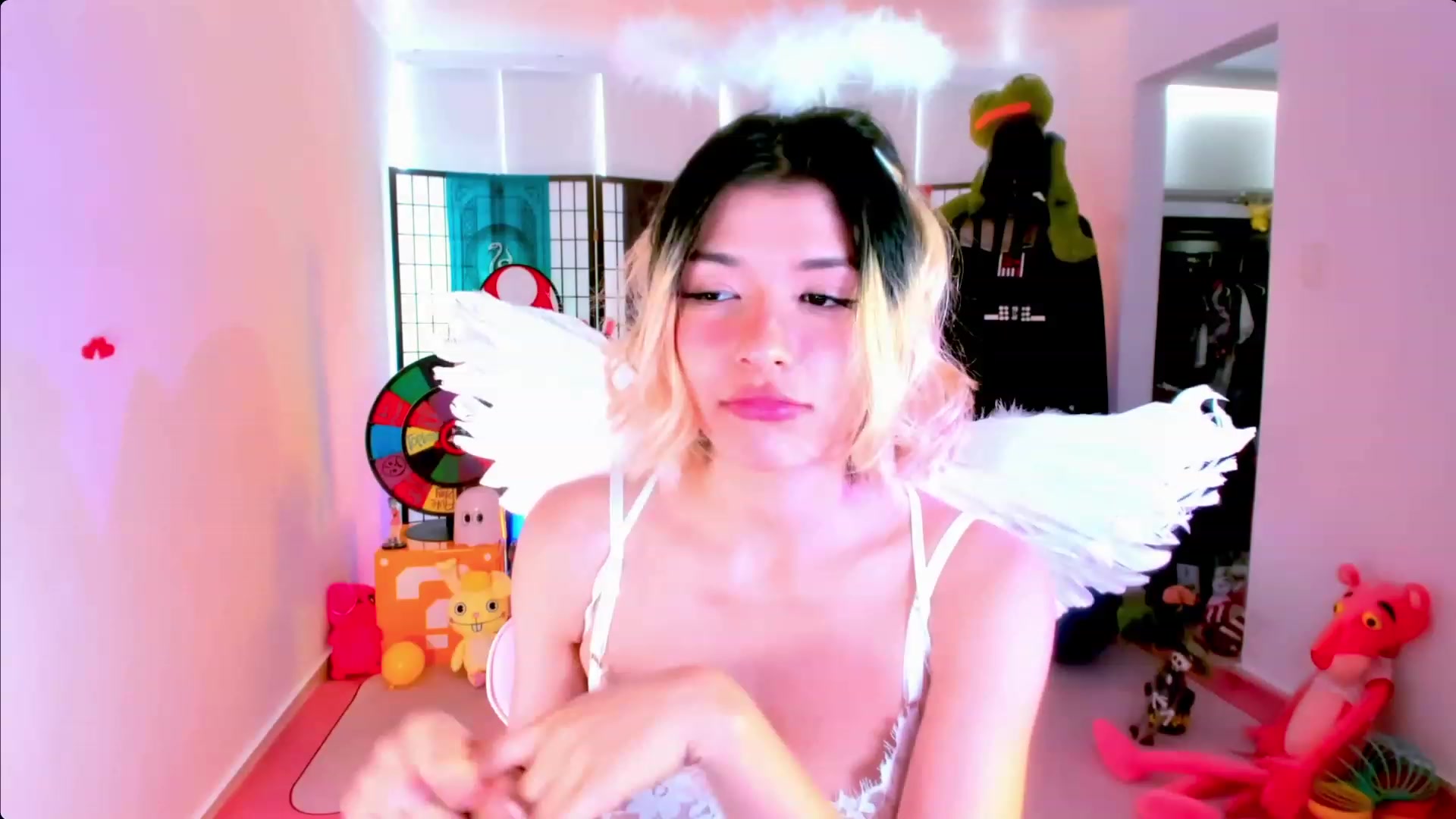 Gallery image thumbnail from Agostinha_Red's myfreecams stream on, 03/12/2023, 16:56 image 3 of 20