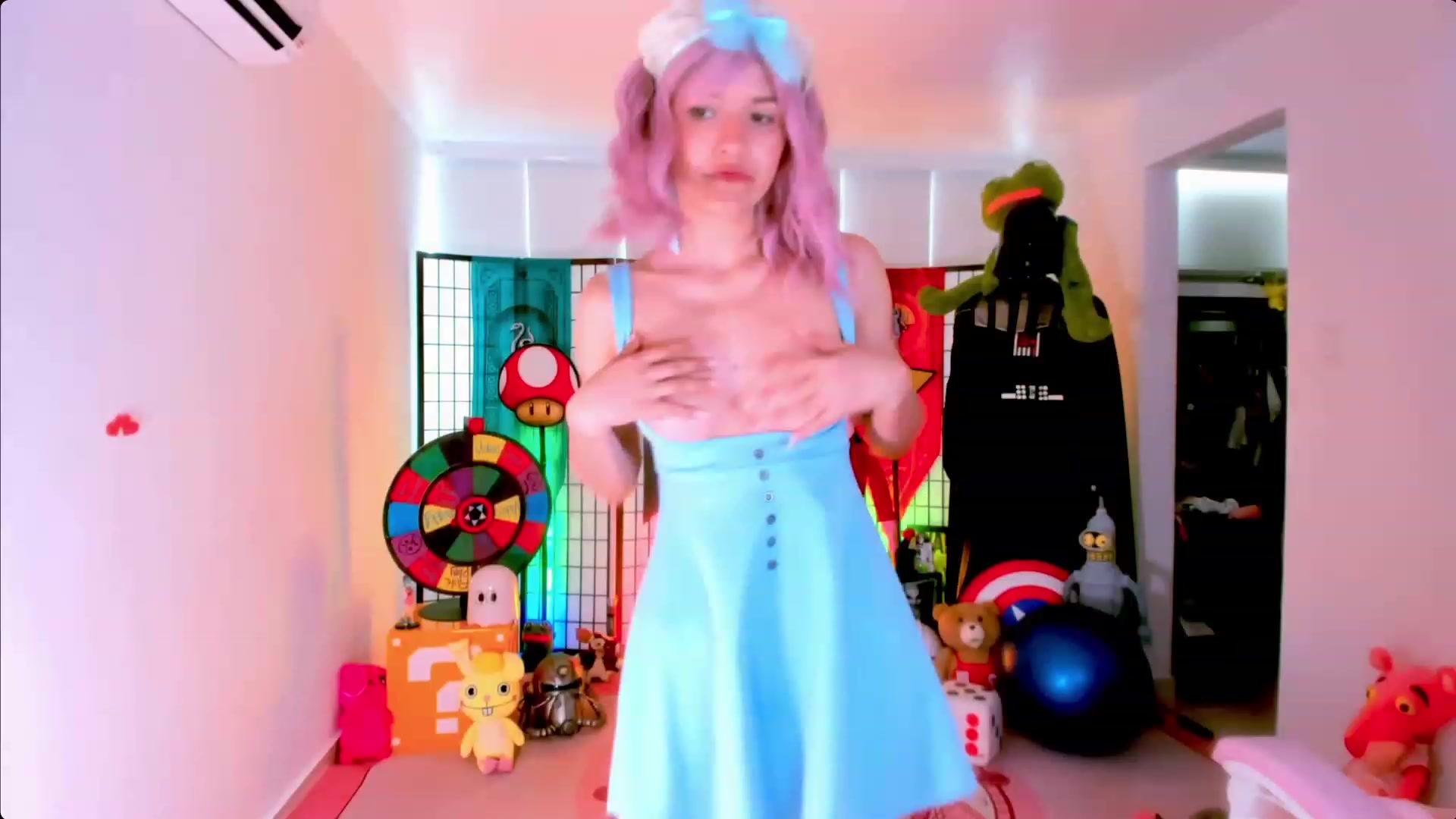 Gallery image thumbnail from Agostinha_Red's myfreecams stream on, 03/13/2023, 16:39 image 8 of 20