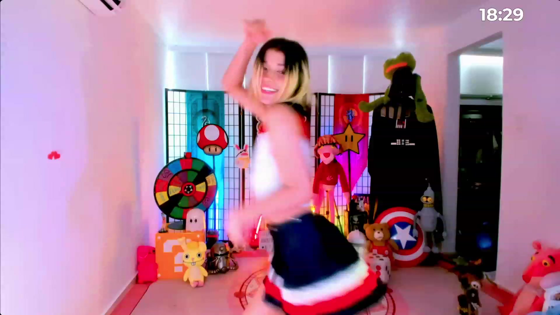 Gallery image thumbnail from Agostinha_Red's myfreecams stream on, 03/19/2023, 17:15 image 12 of 20