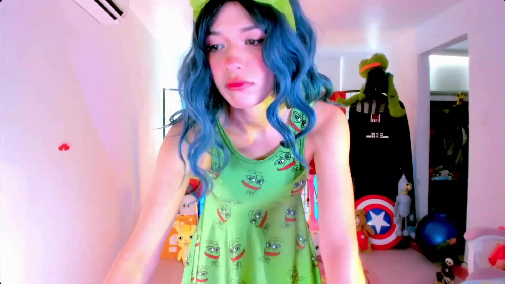 Gallery image thumbnail from Agostinha_Red's myfreecams stream on, 03/20/2023, 15:15 image 3 of 20