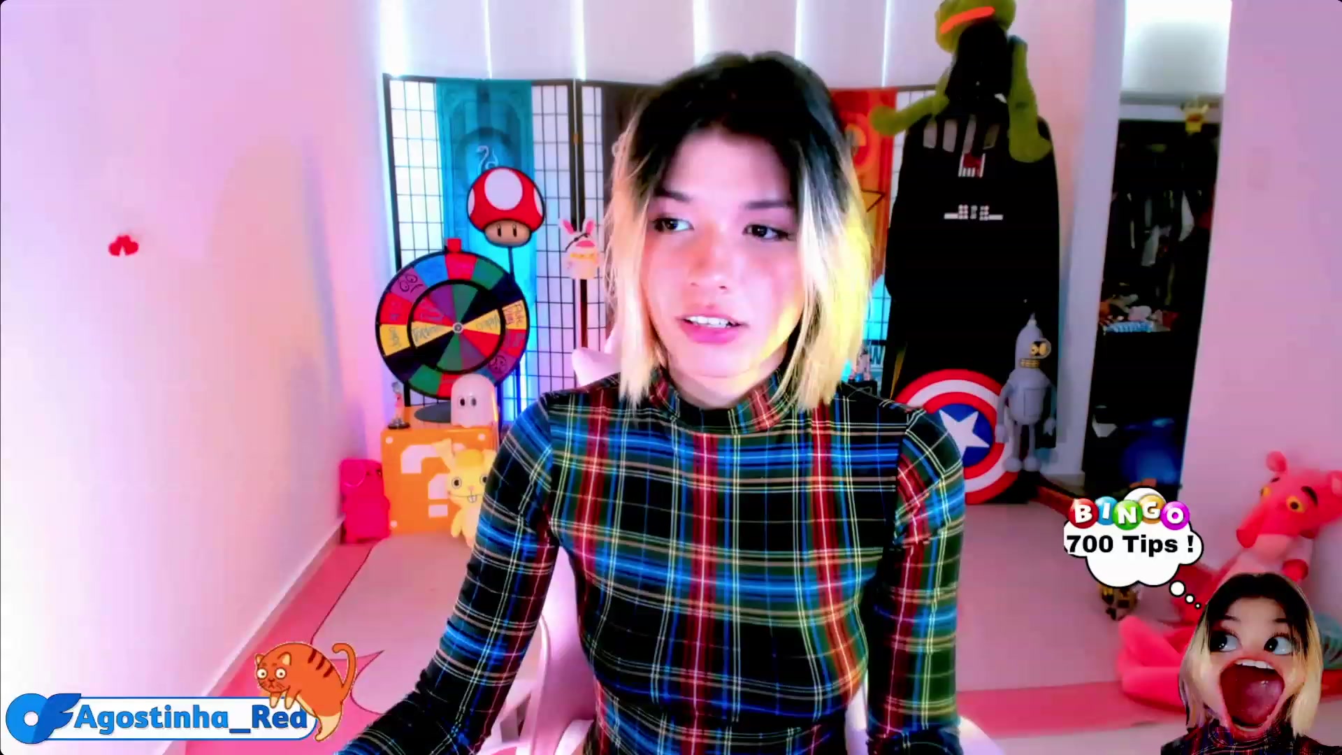 Gallery image thumbnail from Agostinha_Red's myfreecams stream on, 03/21/2023, 16:57 image 18 of 20