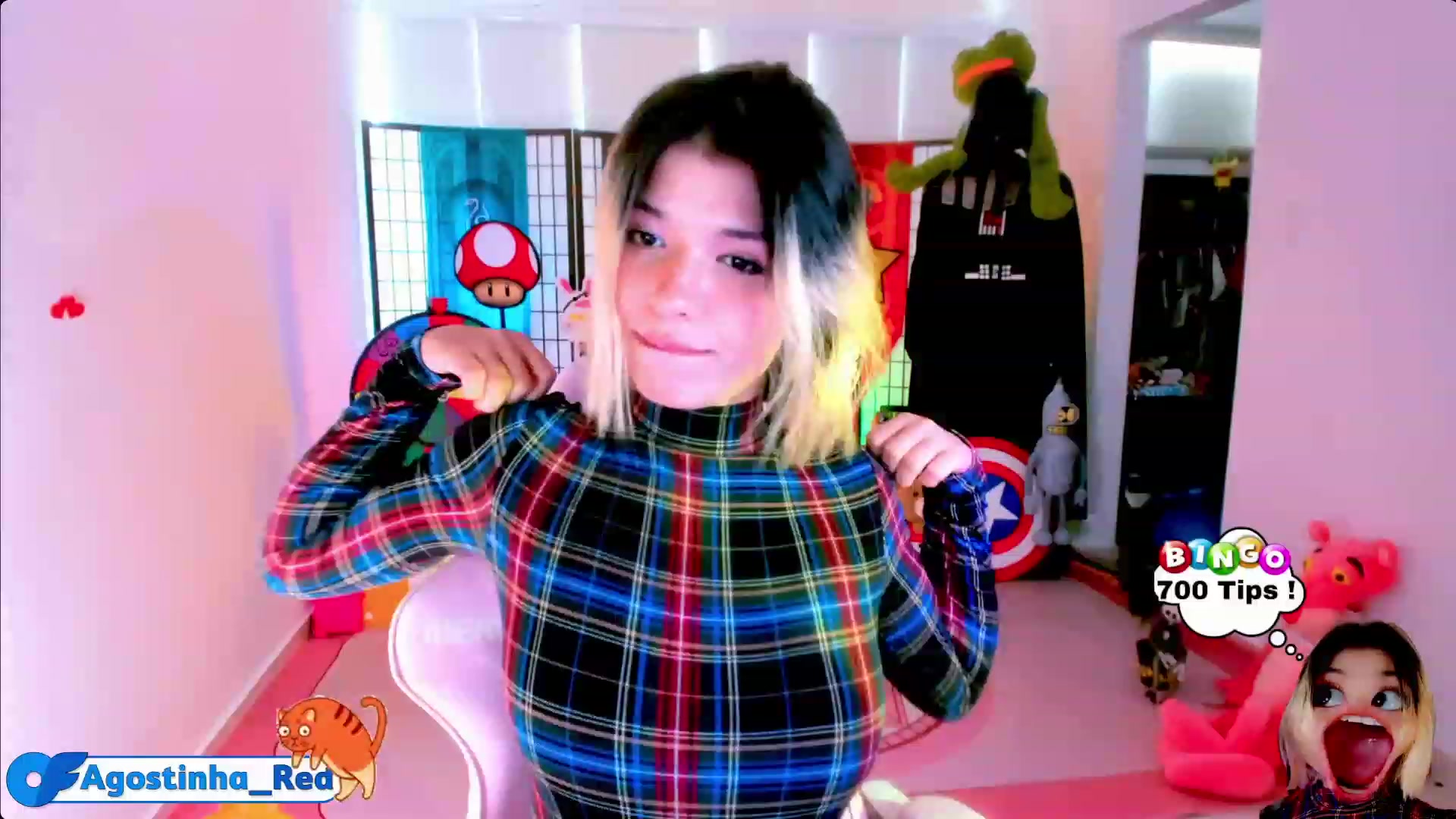 Gallery image thumbnail from Agostinha_Red's myfreecams stream on, 03/21/2023, 16:57 image 8 of 20
