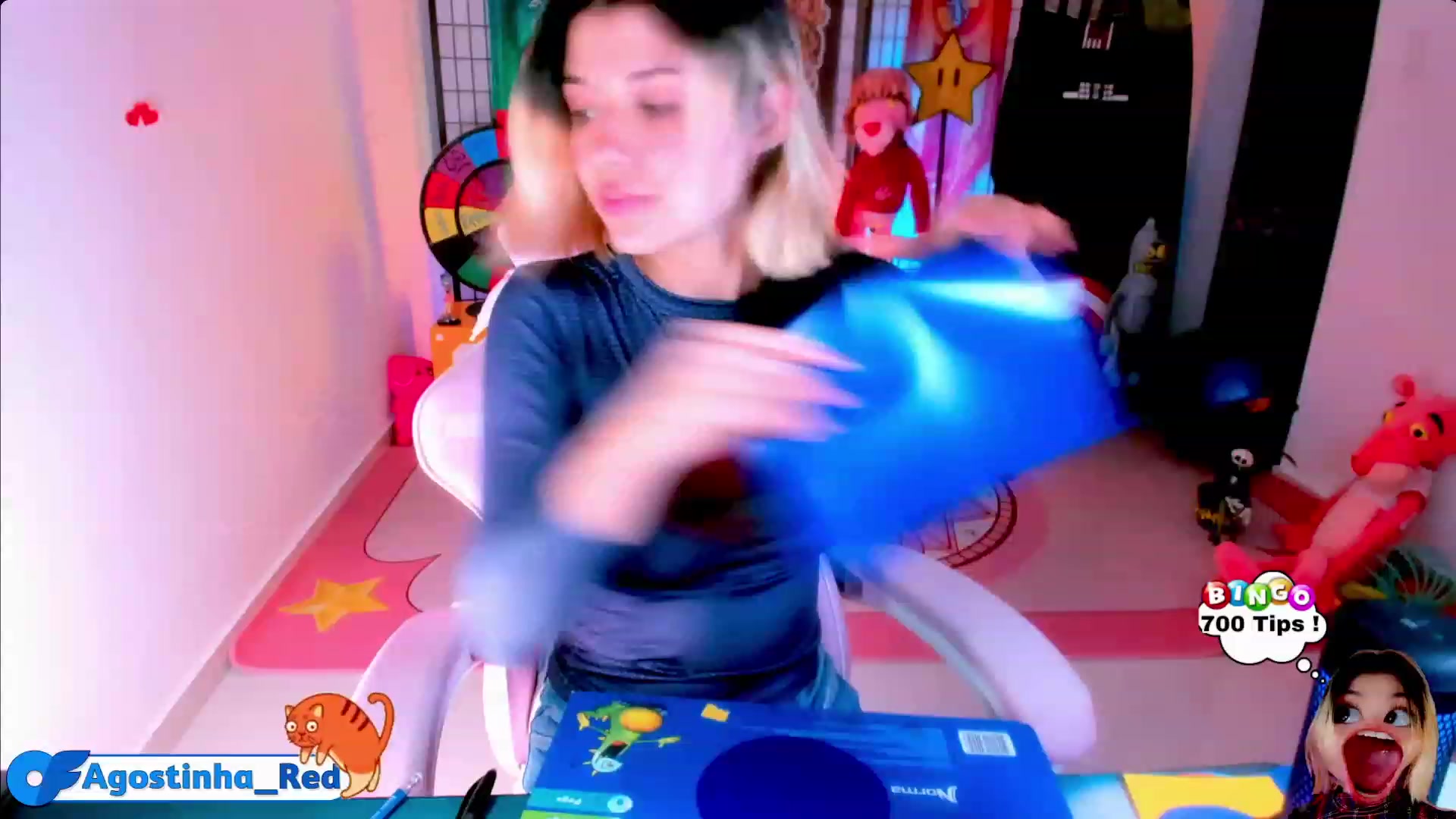 Gallery image thumbnail from Agostinha_Red's myfreecams stream on, 03/24/2023, 02:07 image 10 of 20