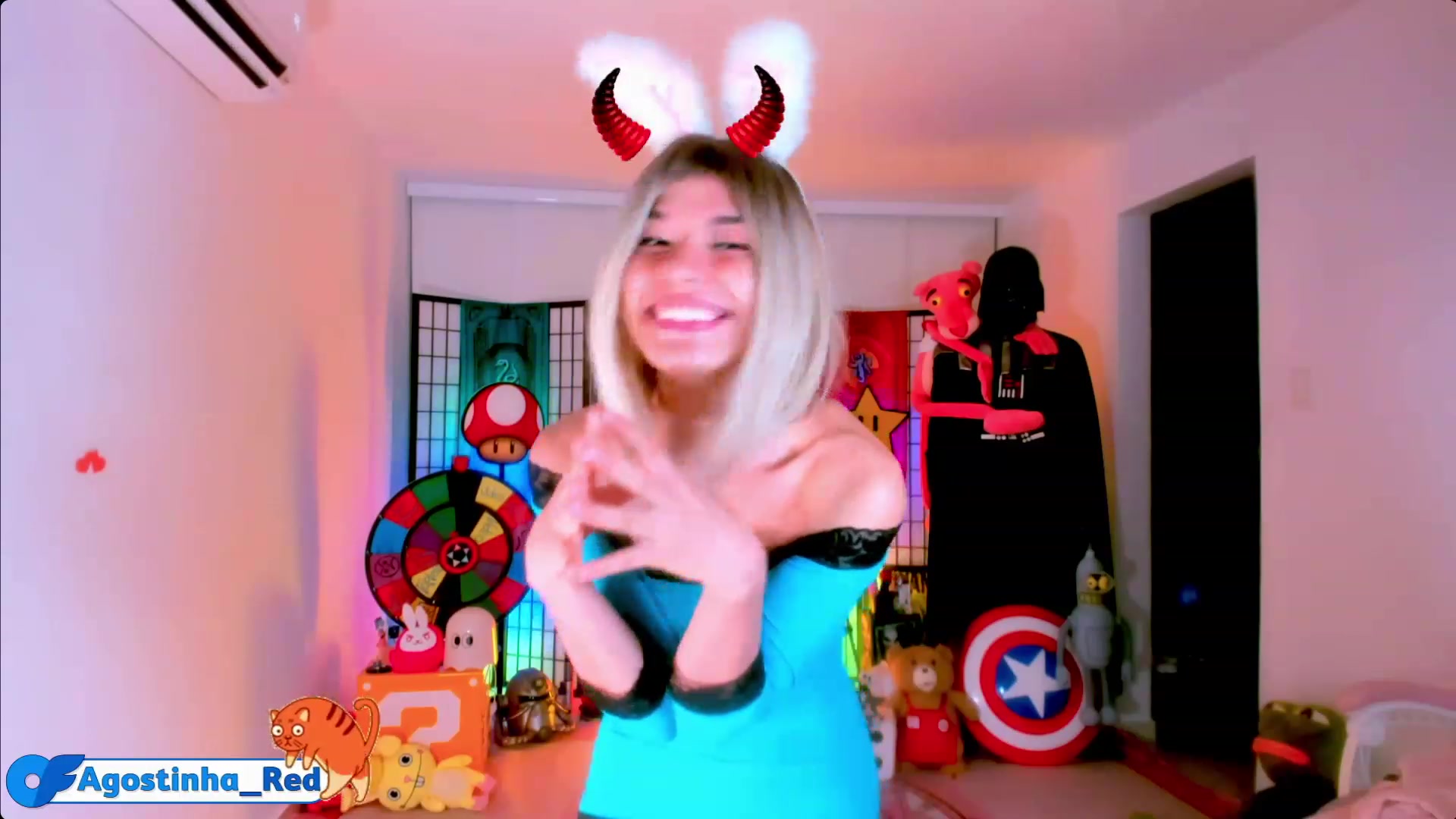 Gallery image thumbnail from Agostinha_Red's myfreecams stream on, 04/09/2023, 02:05 image 10 of 20