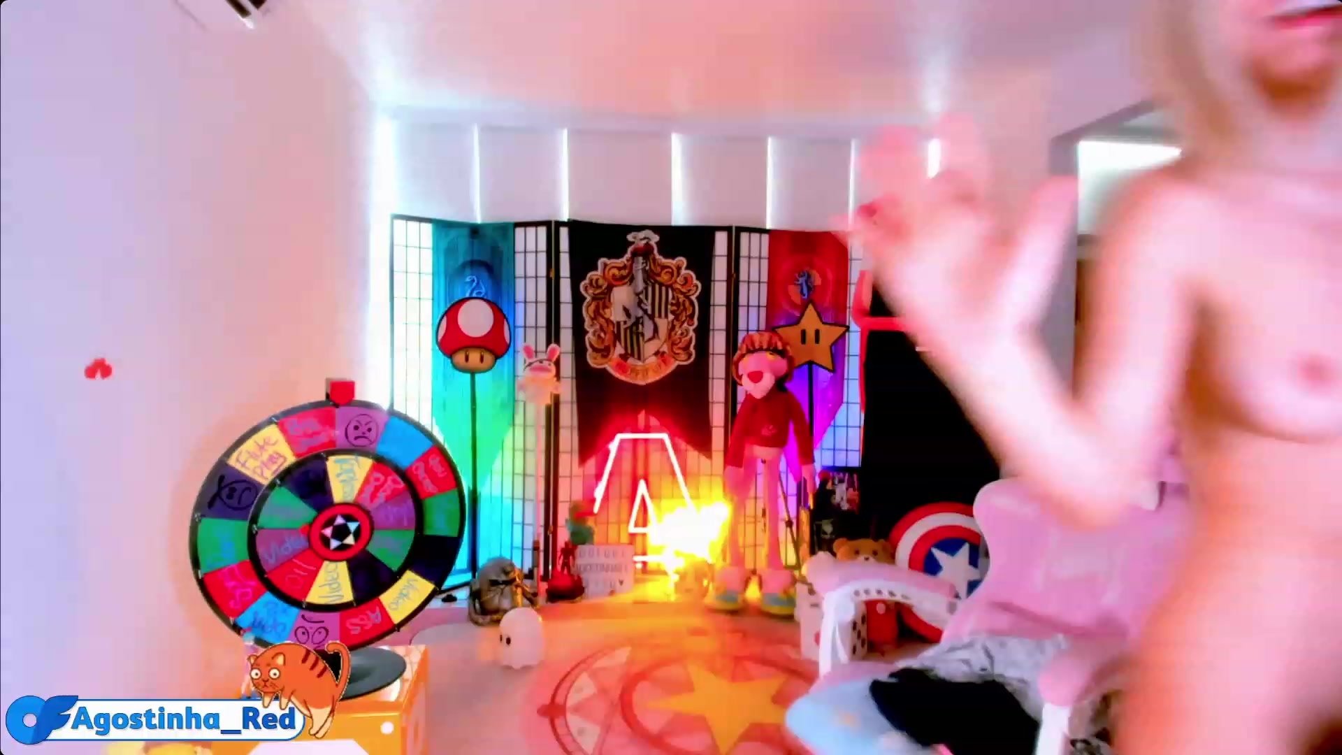 Gallery image thumbnail from Agostinha_Red's myfreecams stream on, 04/09/2023, 16:02 image 18 of 20