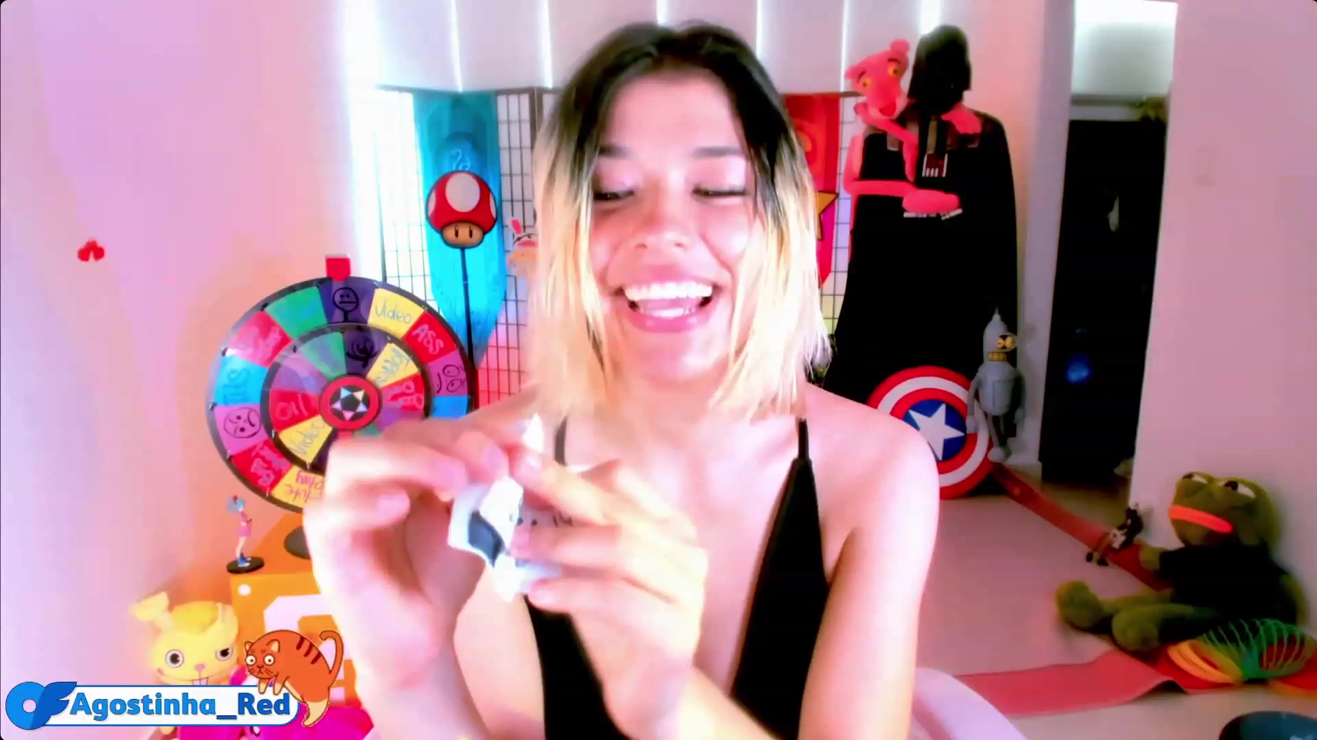 Gallery image thumbnail from Agostinha_Red's myfreecams stream on, 04/15/2023, 16:35 image 17 of 20