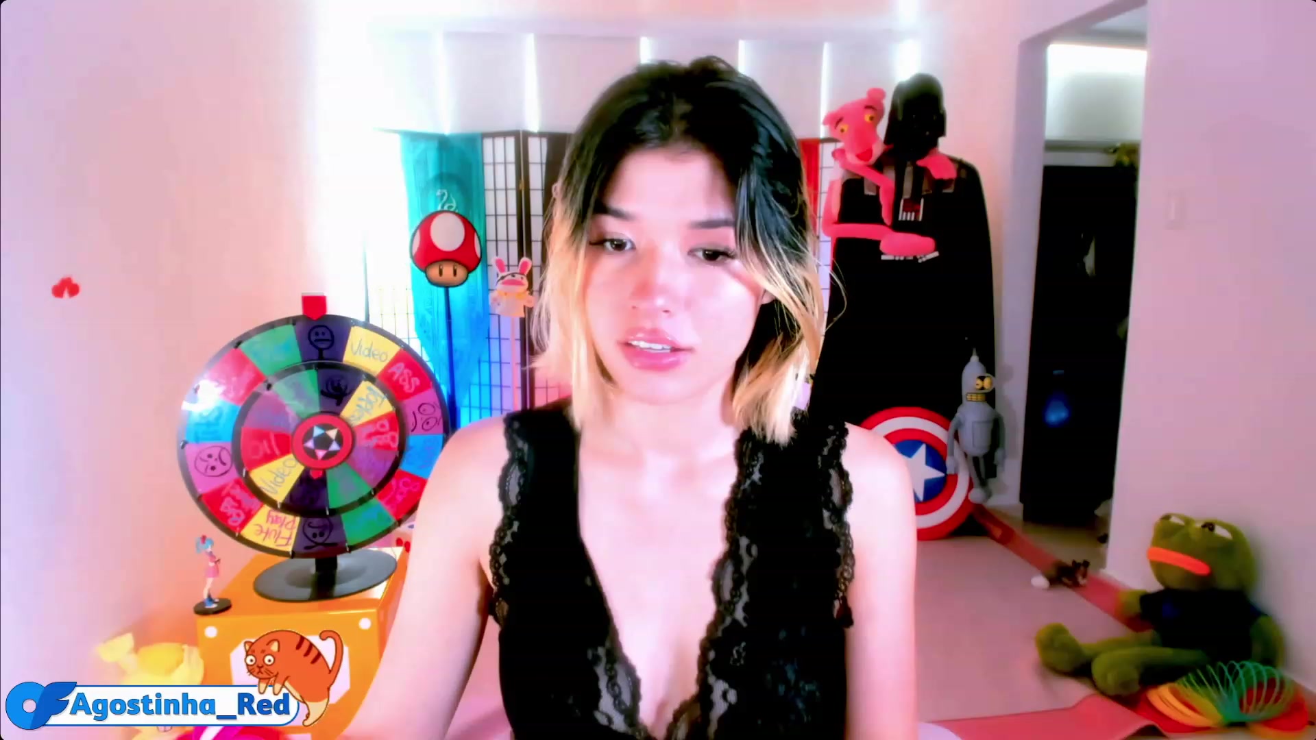 Gallery image thumbnail from Agostinha_Red's myfreecams stream on, 04/15/2023, 16:35 image 2 of 20