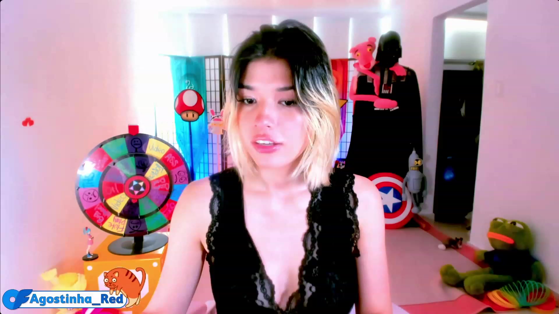 Gallery image thumbnail from Agostinha_Red's myfreecams stream on, 04/15/2023, 16:35 image 1 of 20
