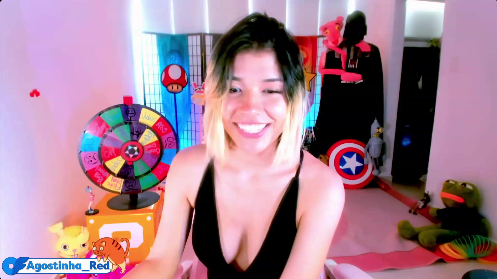 Gallery image thumbnail from Agostinha_Red's myfreecams stream on, 04/15/2023, 16:51 image 7 of 20