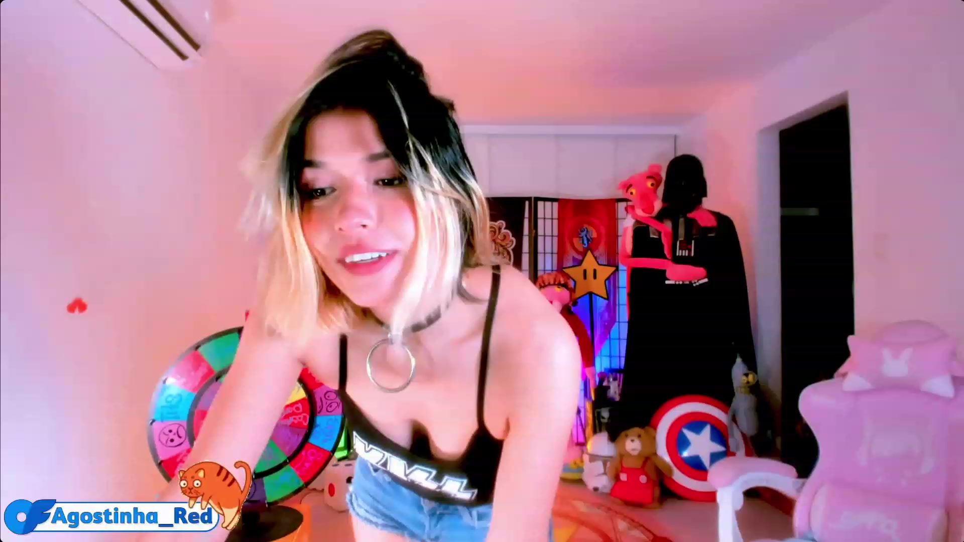 Gallery image thumbnail from Agostinha_Red's myfreecams stream on, 04/19/2023, 24:01 image 14 of 20