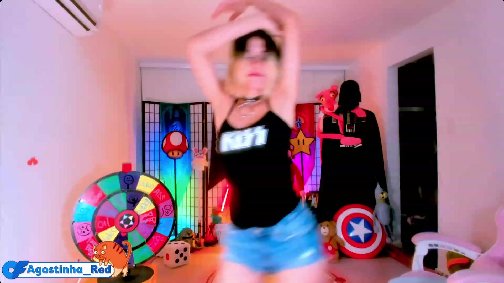 Gallery image thumbnail from Agostinha_Red's myfreecams stream on, 04/19/2023, 24:01 image 19 of 20