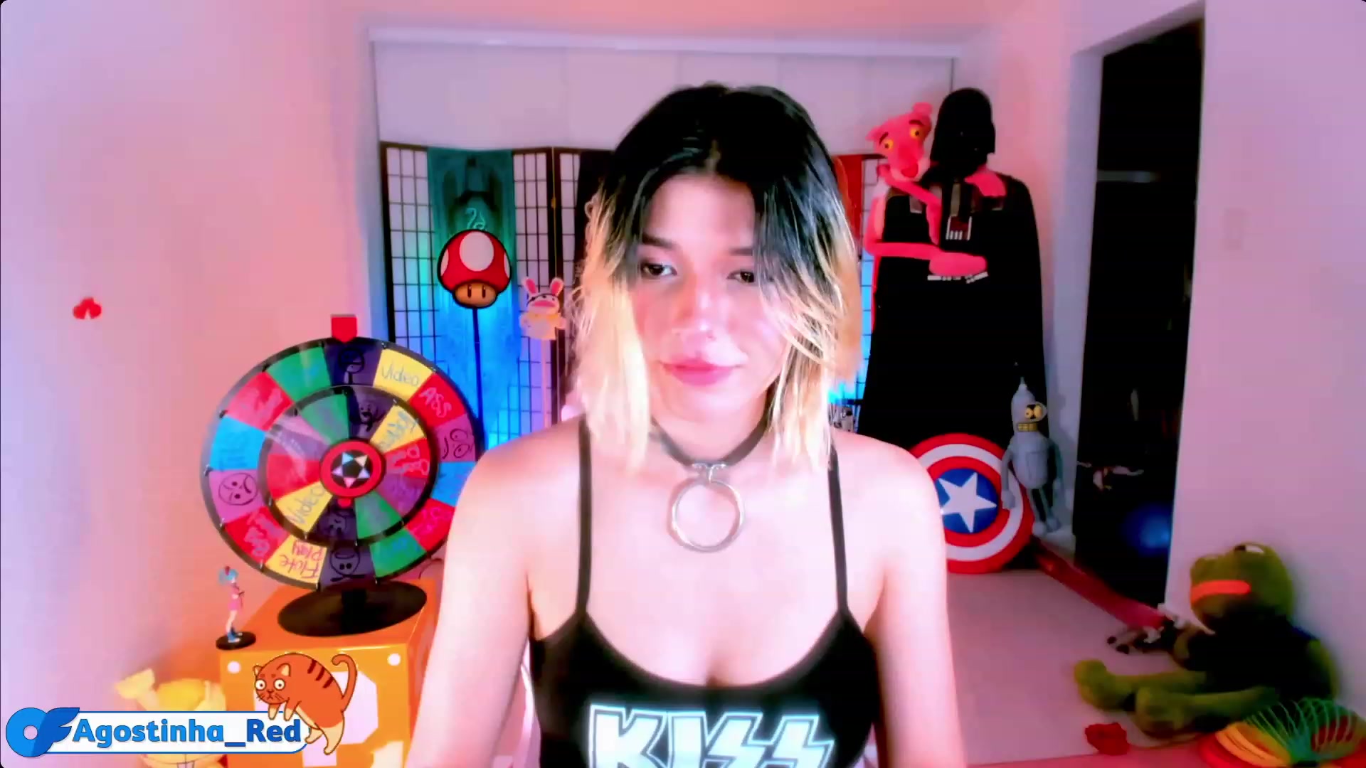 Gallery image thumbnail from Agostinha_Red's myfreecams stream on, 04/19/2023, 24:01 image 1 of 20