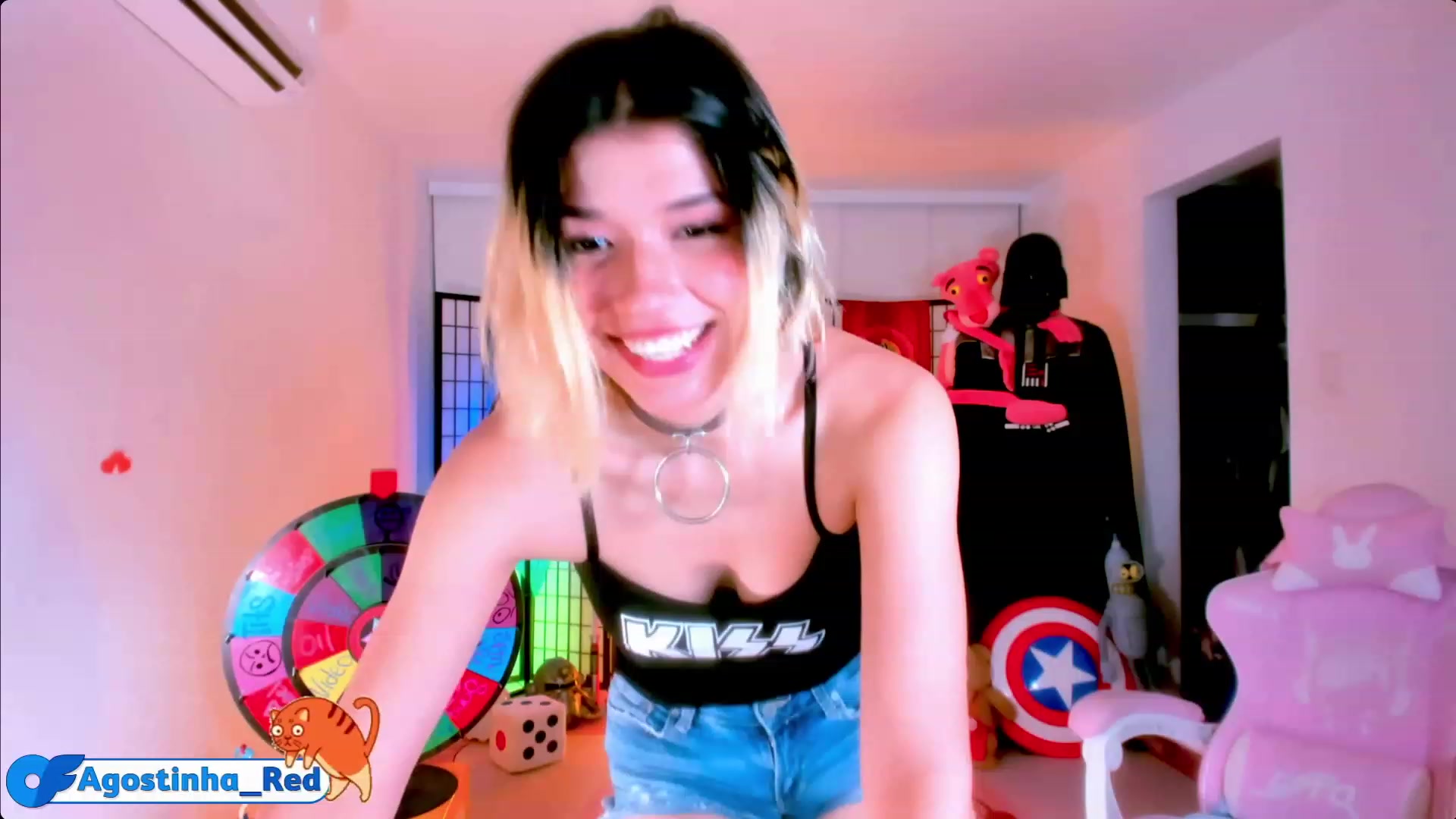 Gallery image thumbnail from Agostinha_Red's myfreecams stream on, 04/19/2023, 24:01 image 13 of 20